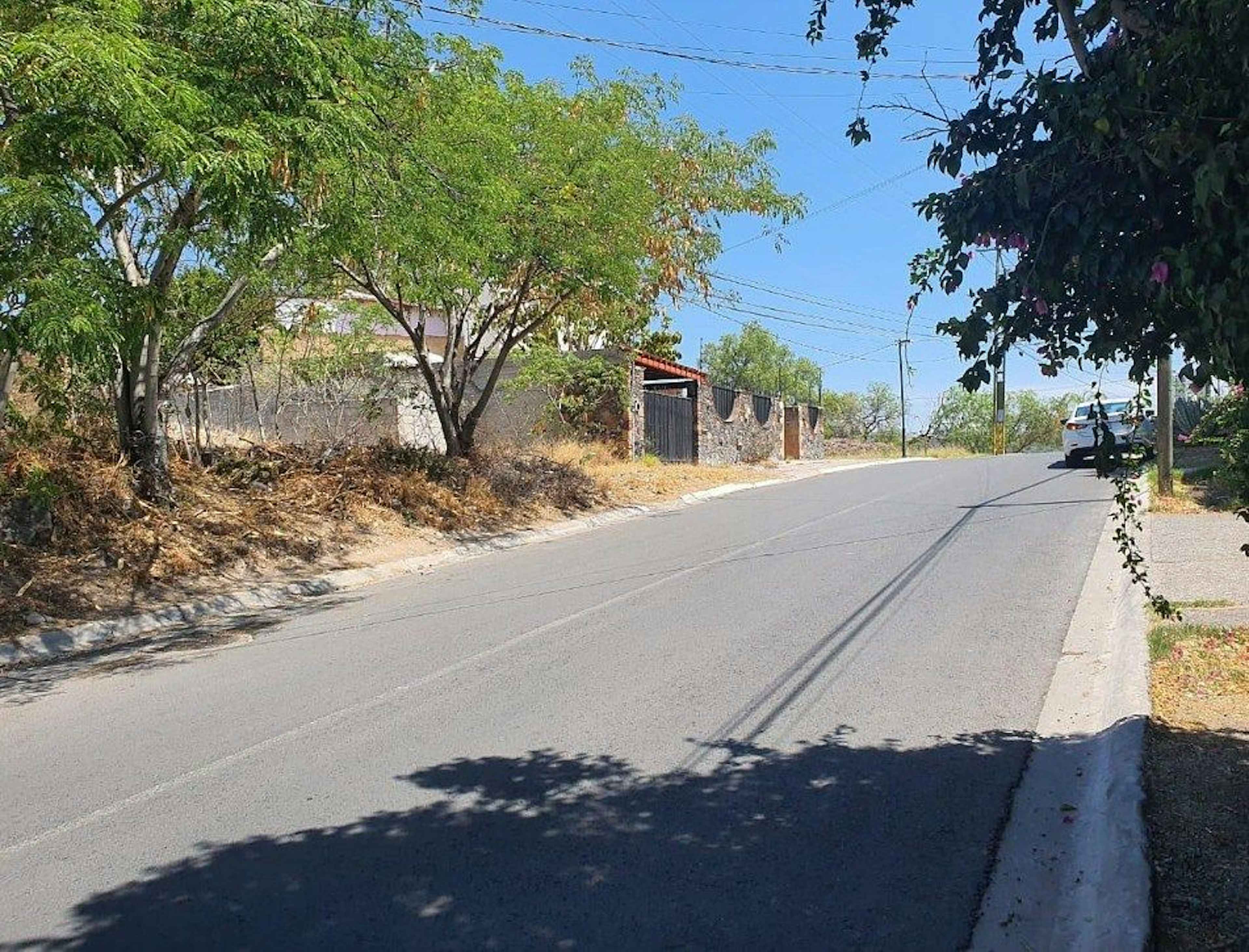 A Terreno Habitacional Con Vista En Villas Del Meson Juriquilla Quéretaro