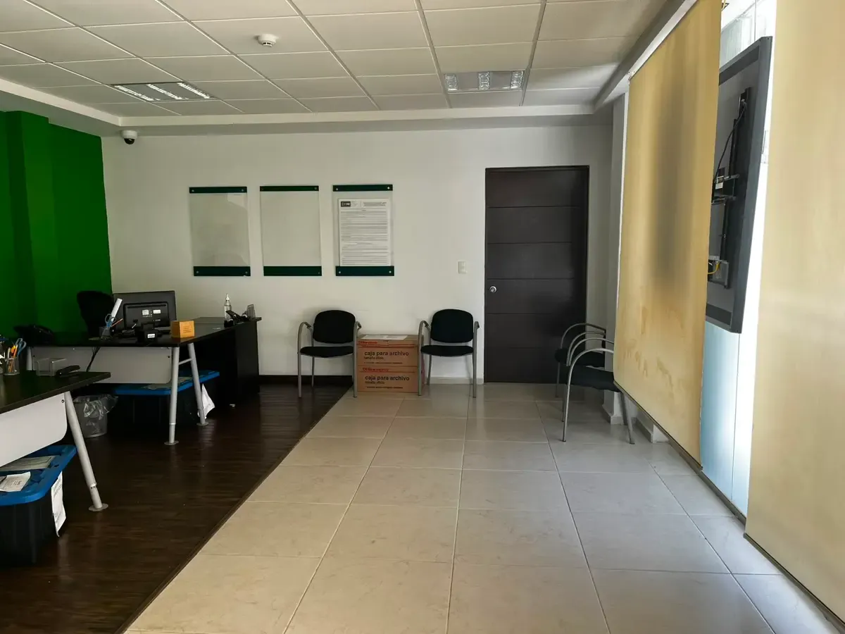 Local Comercial Spot2