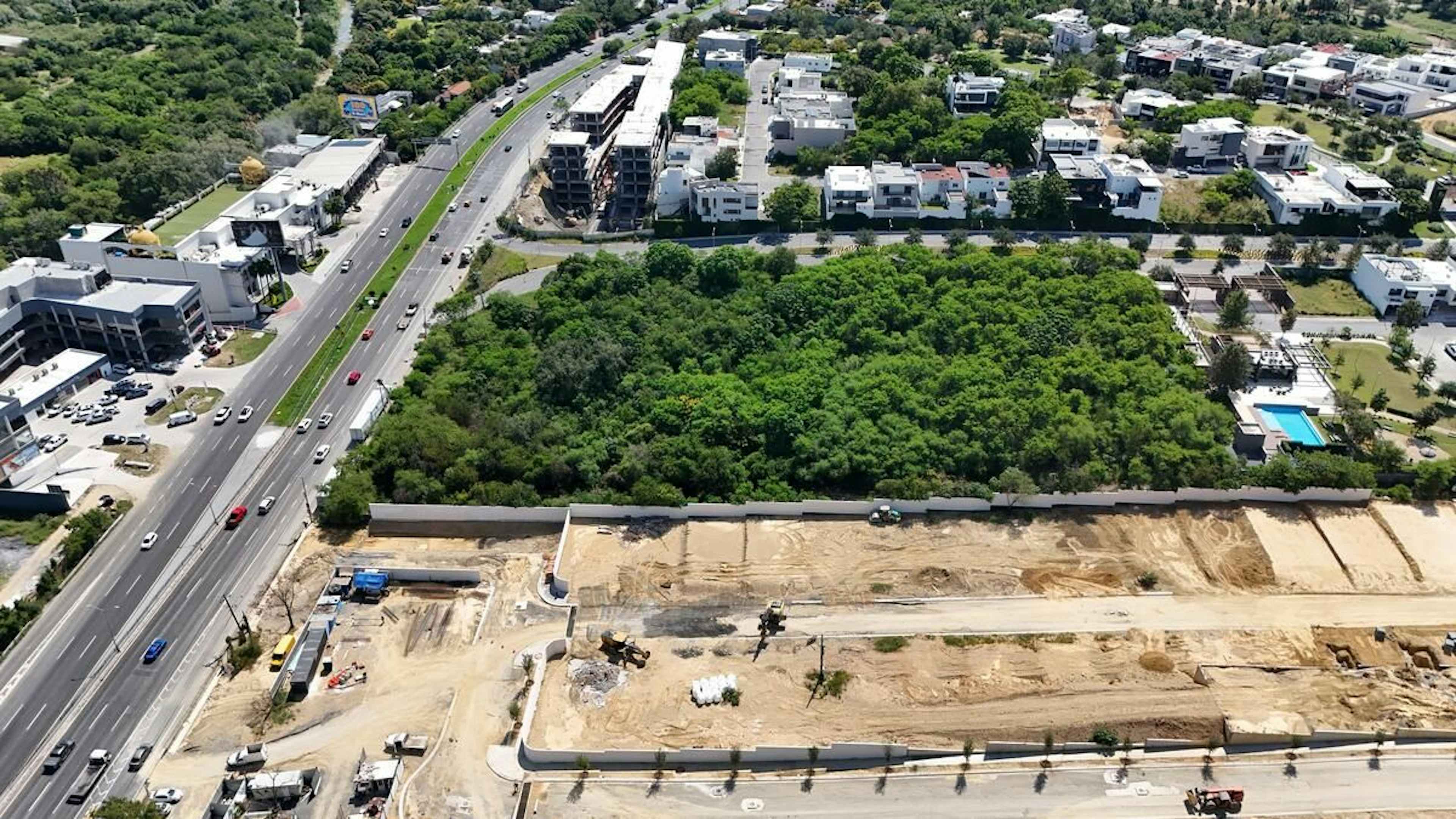 Terreno Venta $6,963,600 Usd El Barro Carretera Nacional