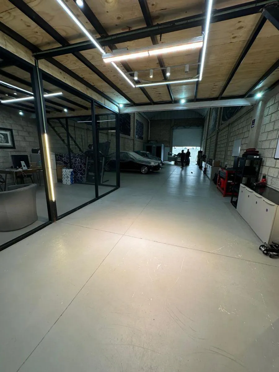 Industrial Spot2