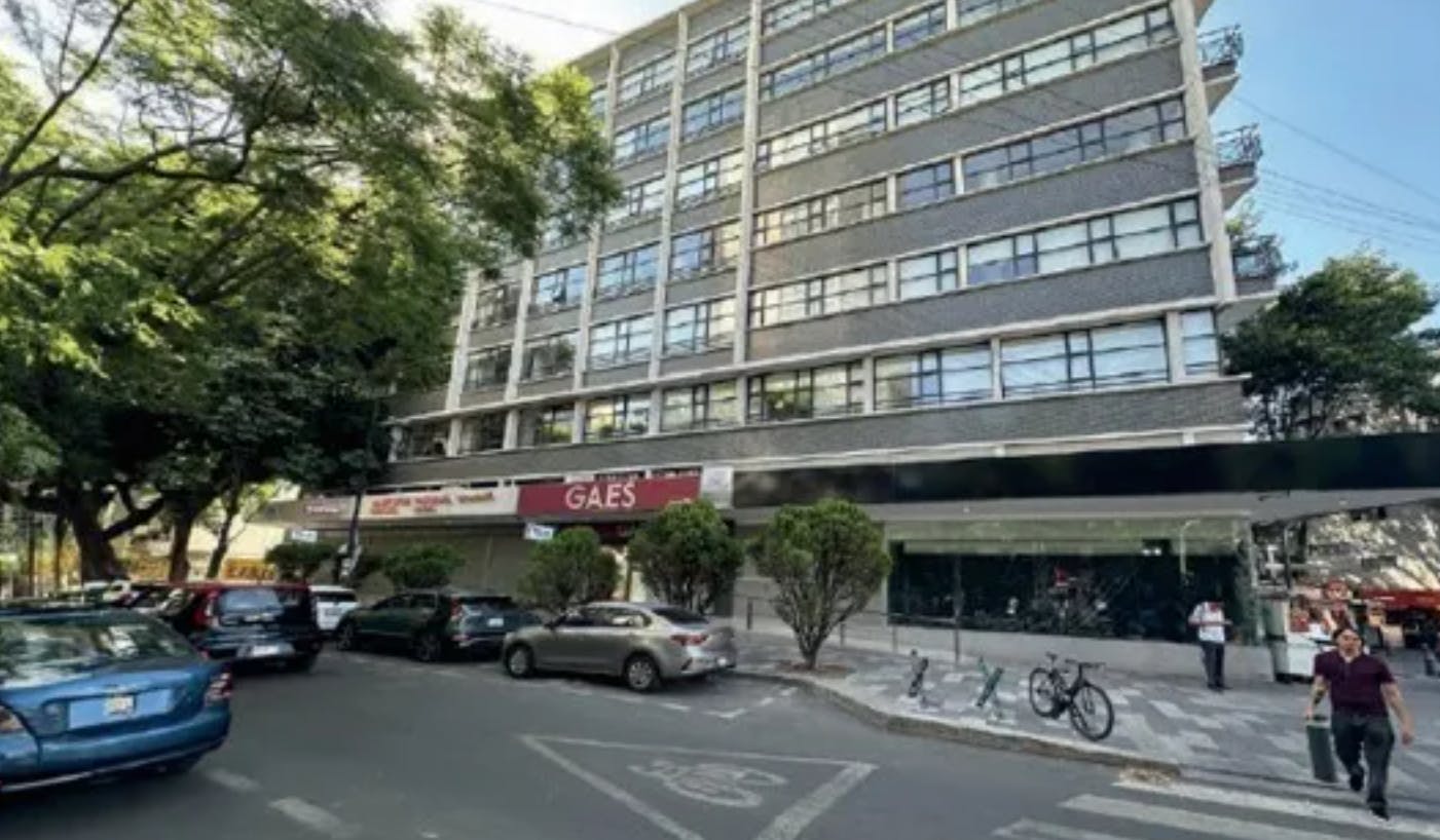 Local Comercial Spot2