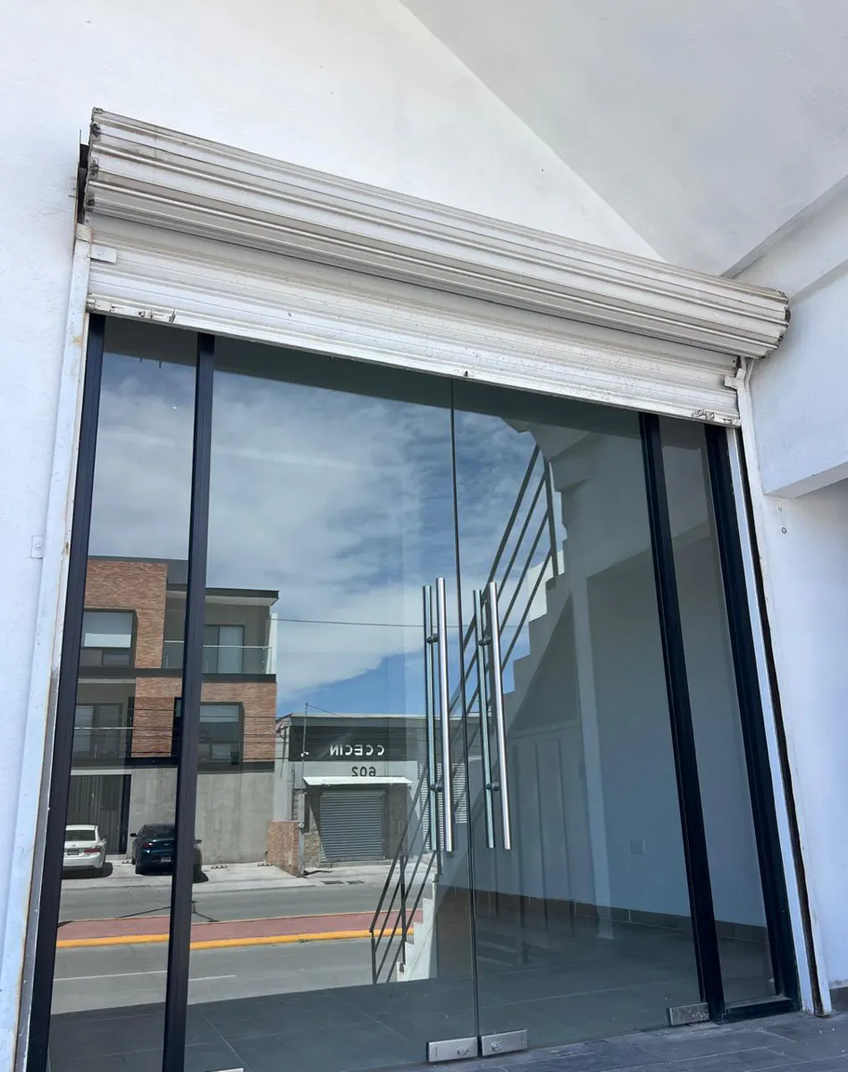 Local Comercial Spot2