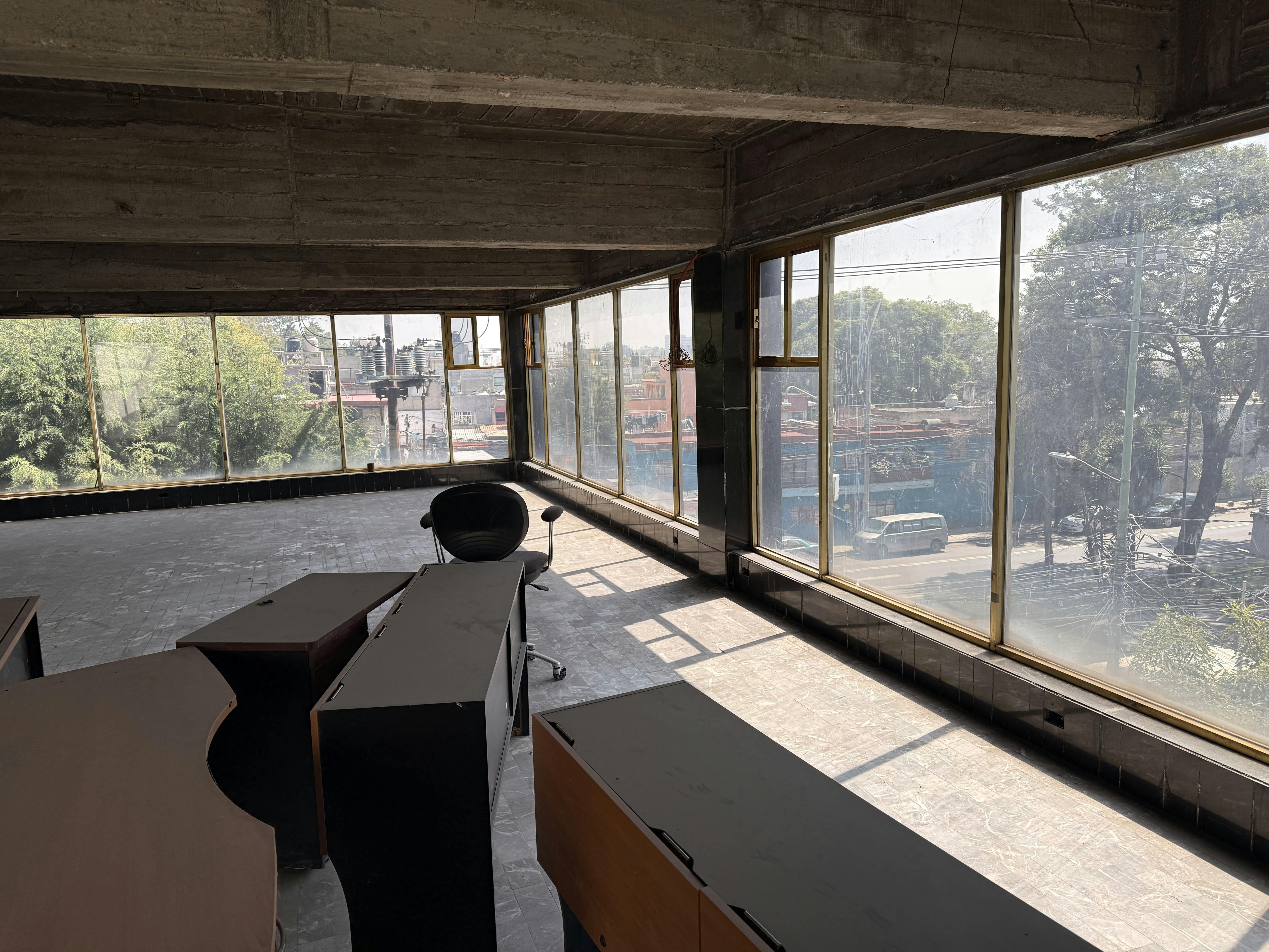 Local Comercial Spot2