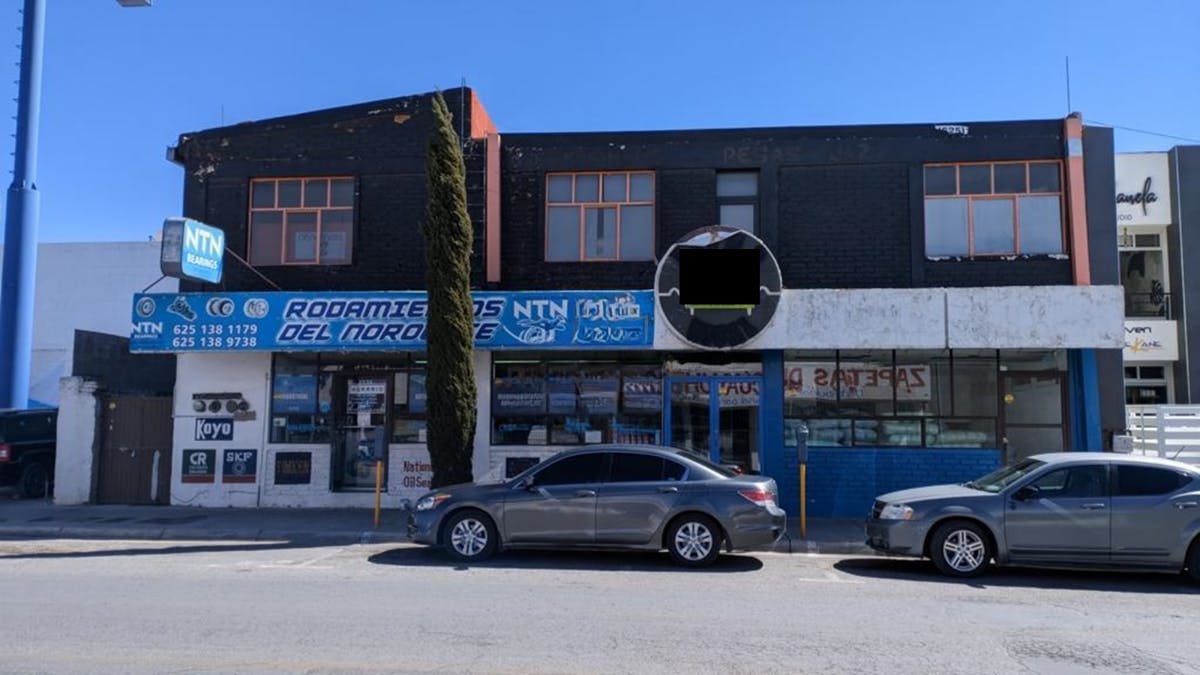 Local Comercial Spot2