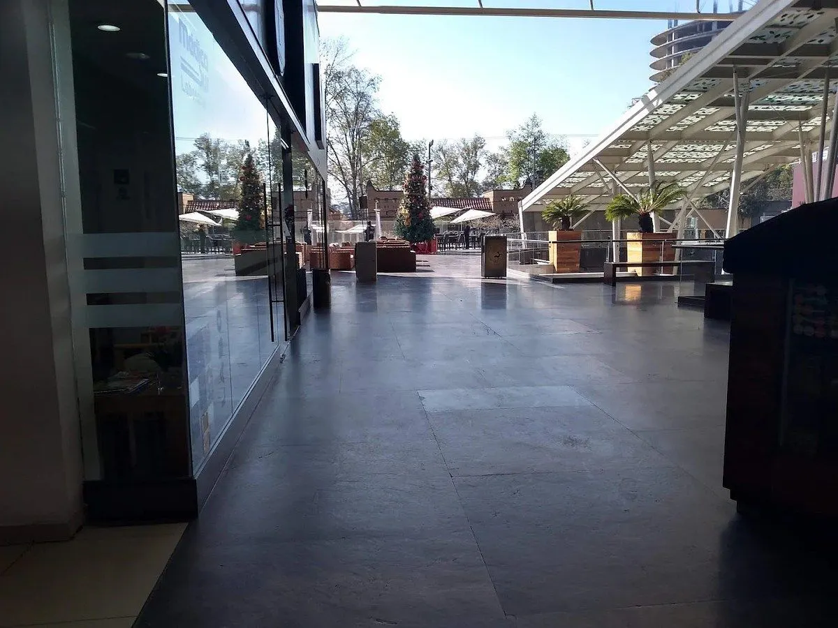 Local Comercial Spot2