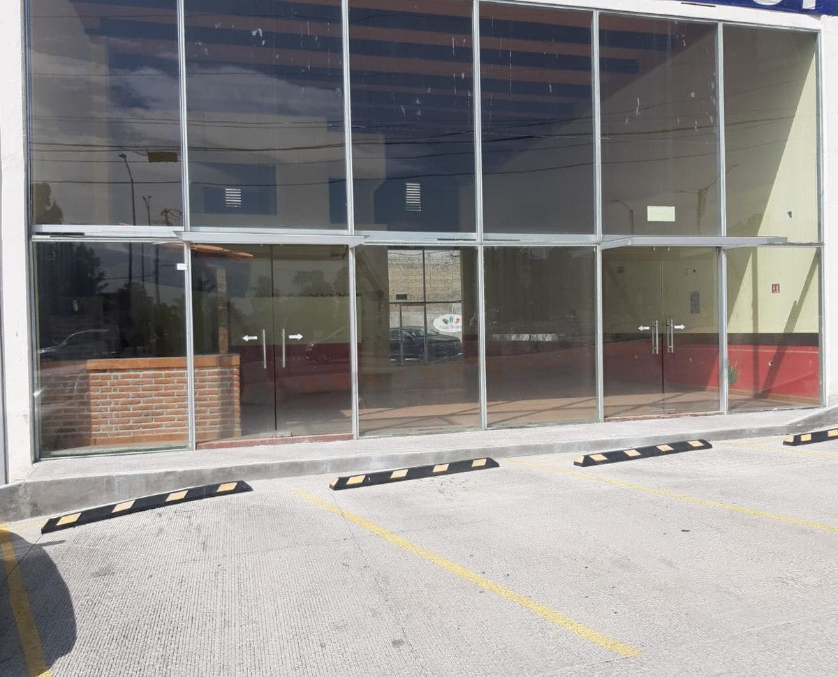 Local Comercial Spot2