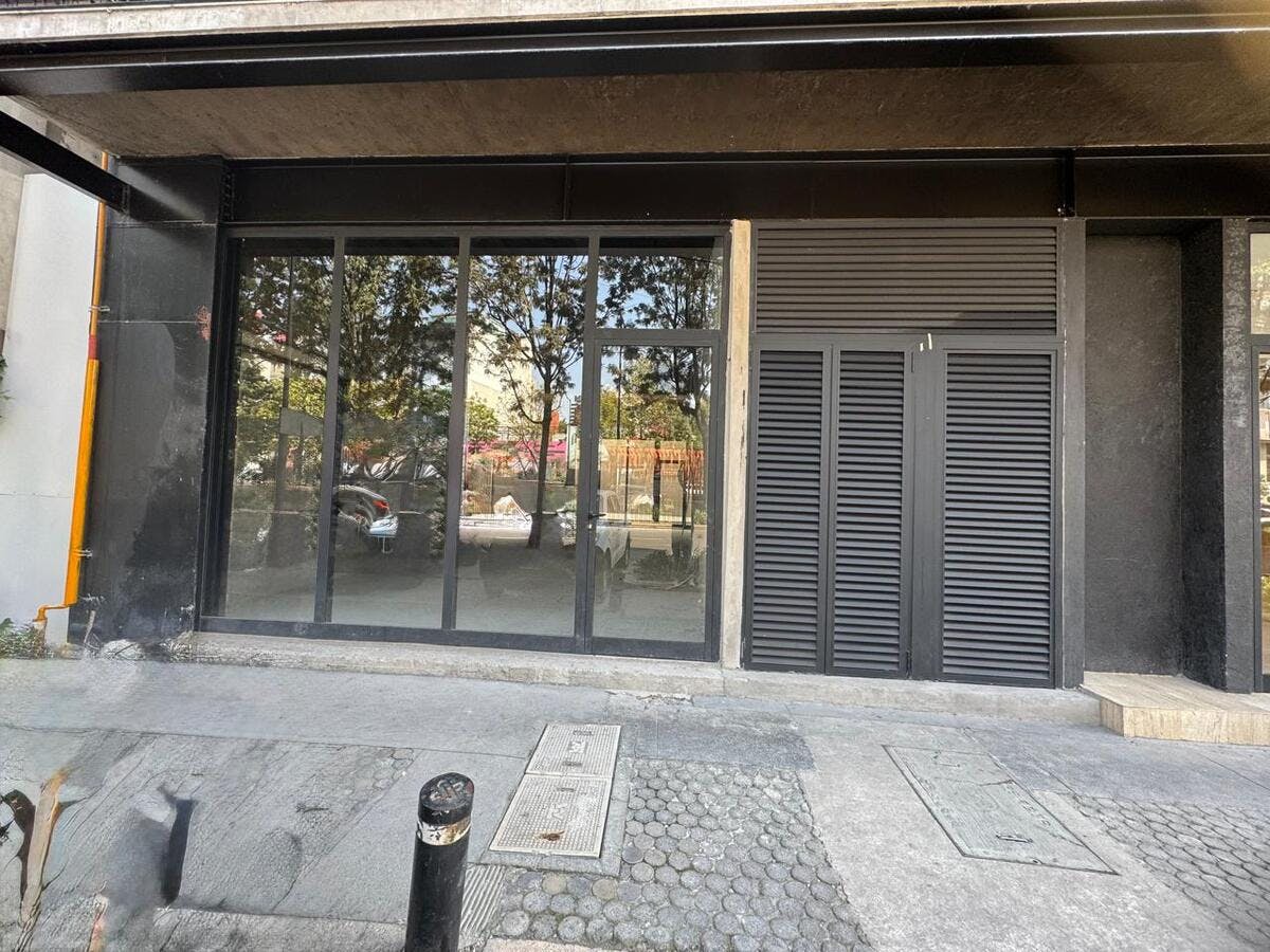 Local Comercial Spot2