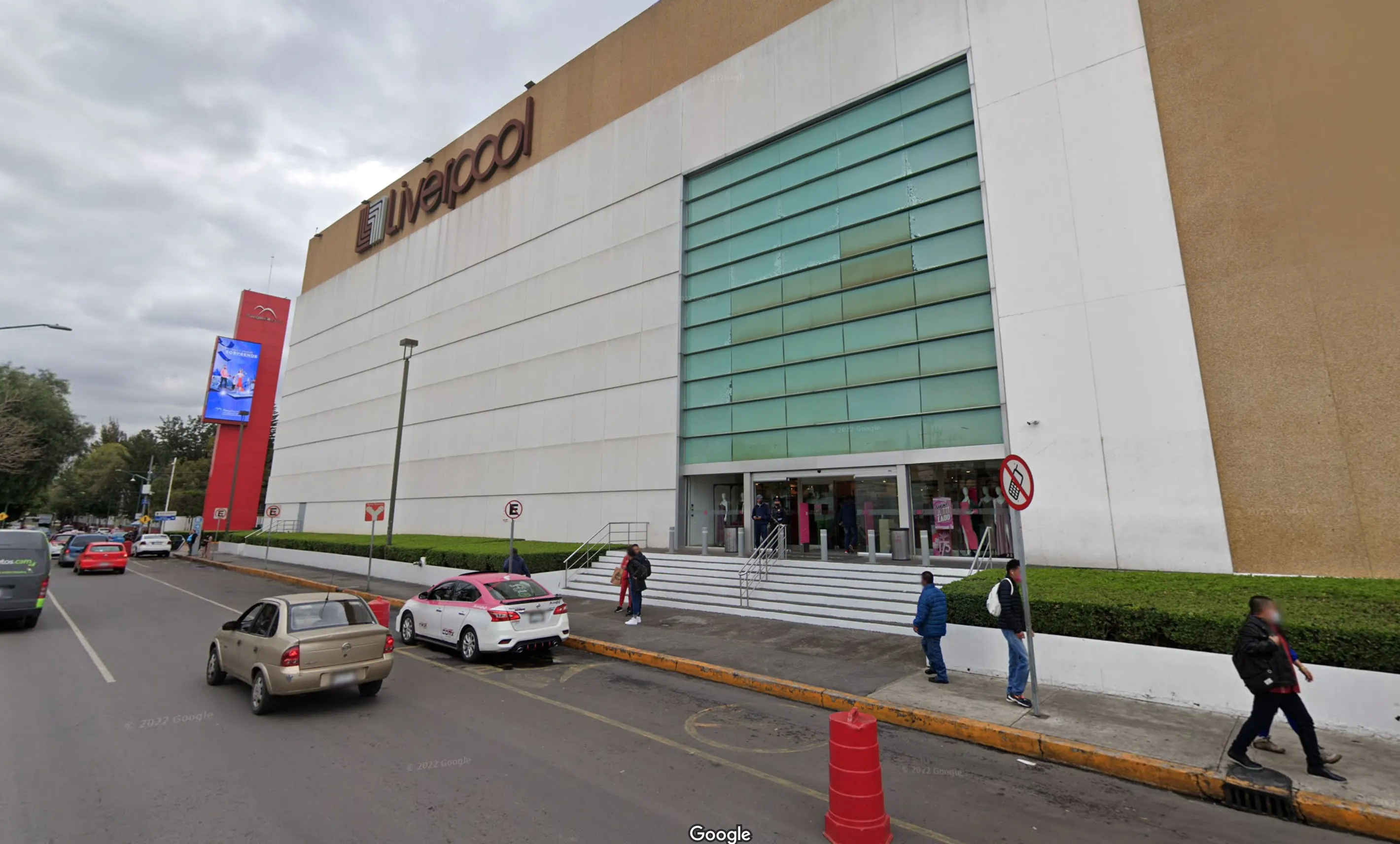 Local Comercial Spot2