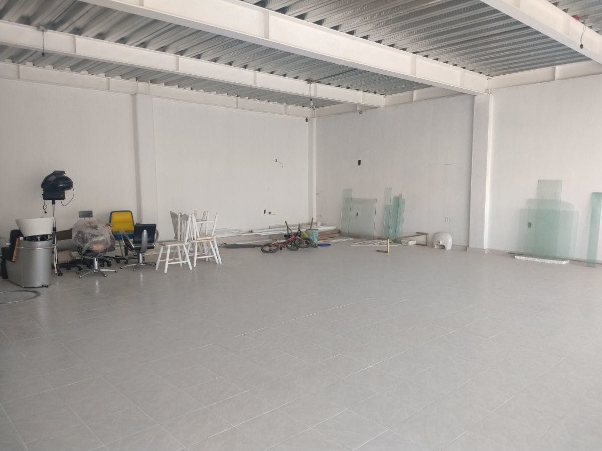 Local Comercial Spot2