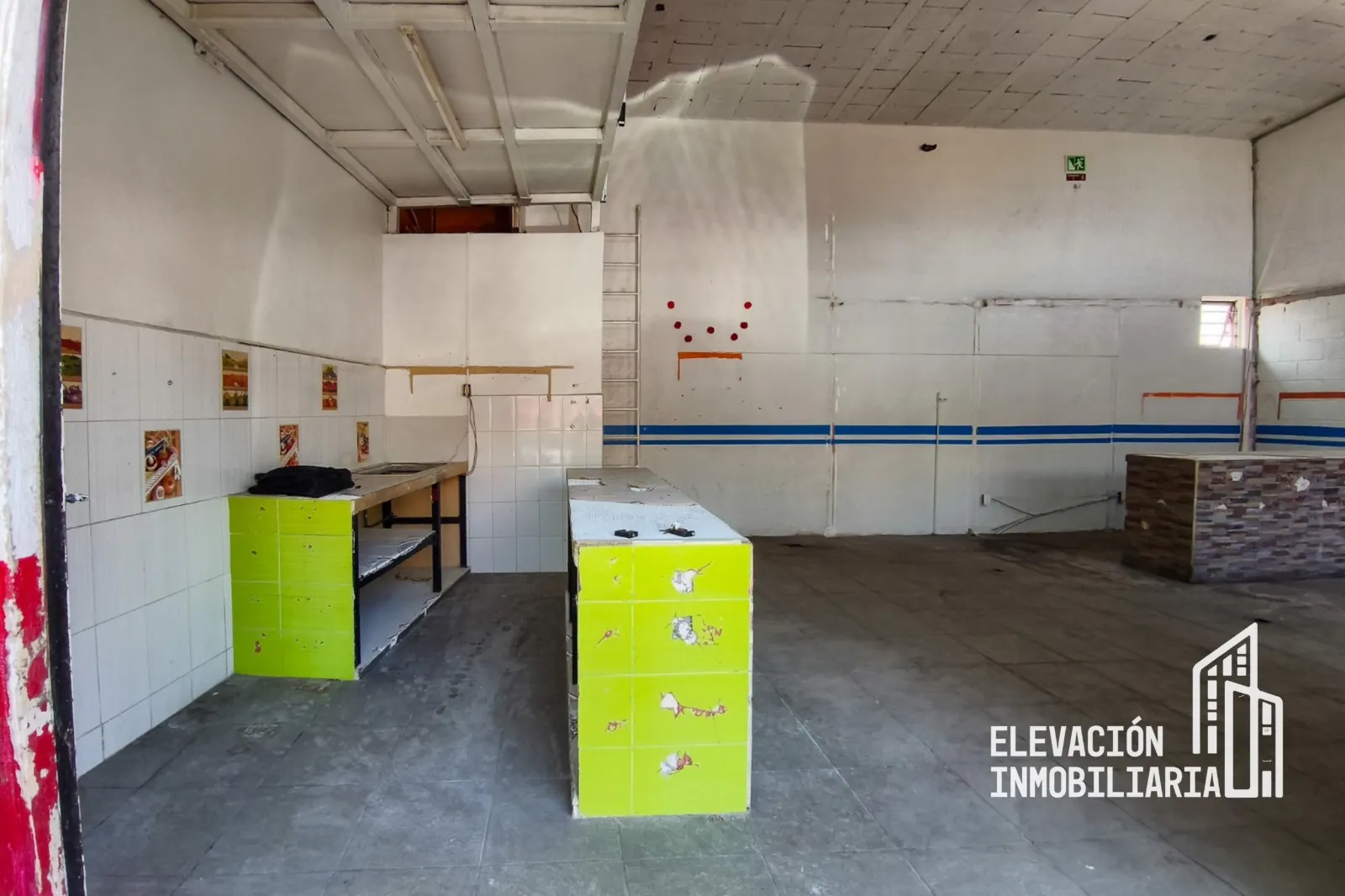 Local Comercial Spot2