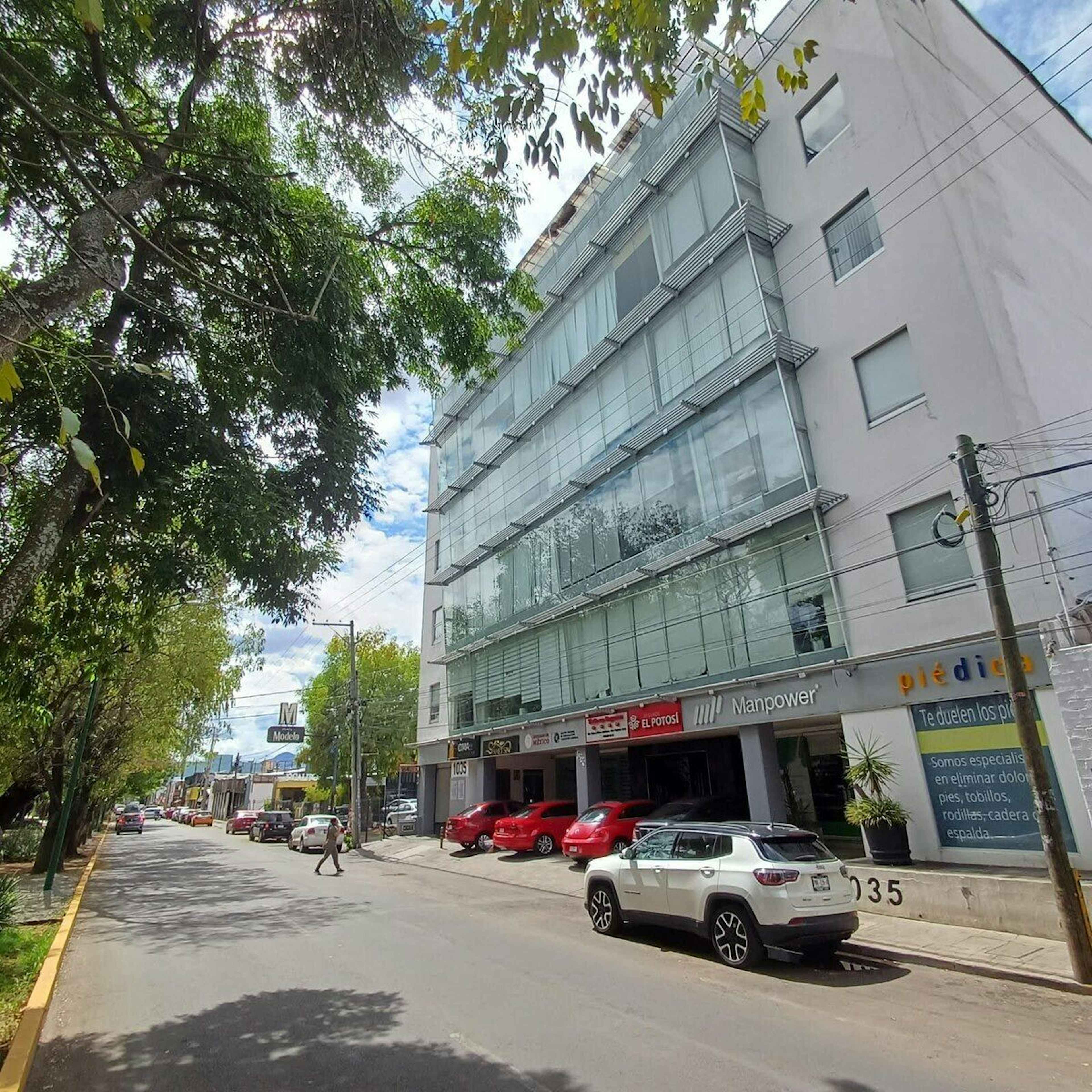 Boulevard García De León