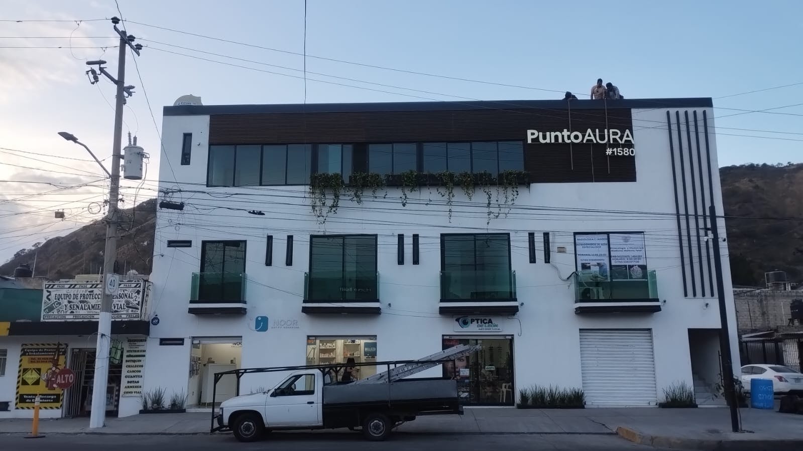 Local Comercial Spot2