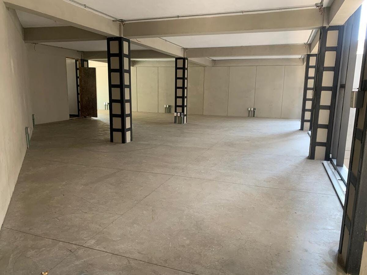 Local Comercial Spot2