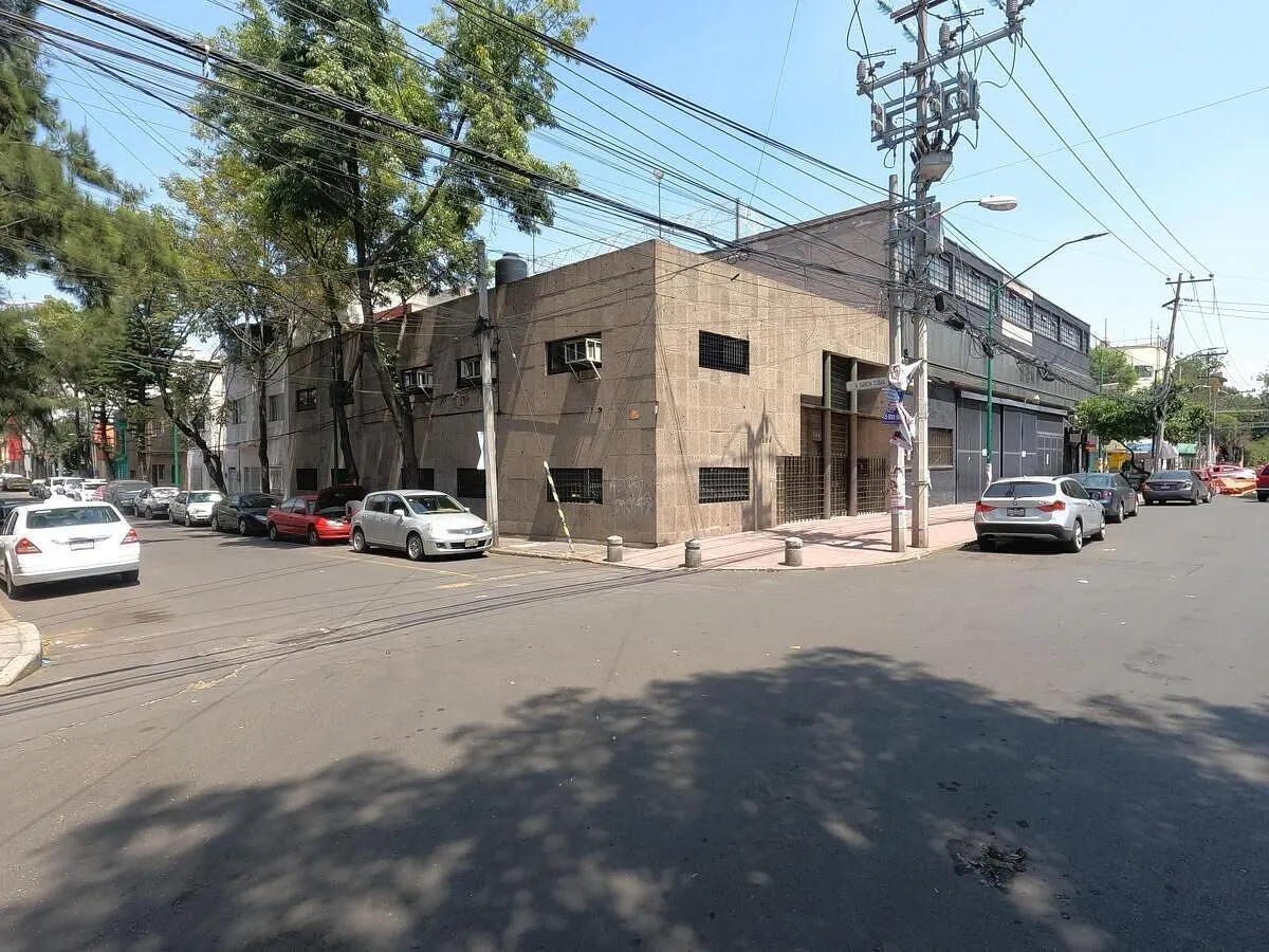 Local Comercial Spot2