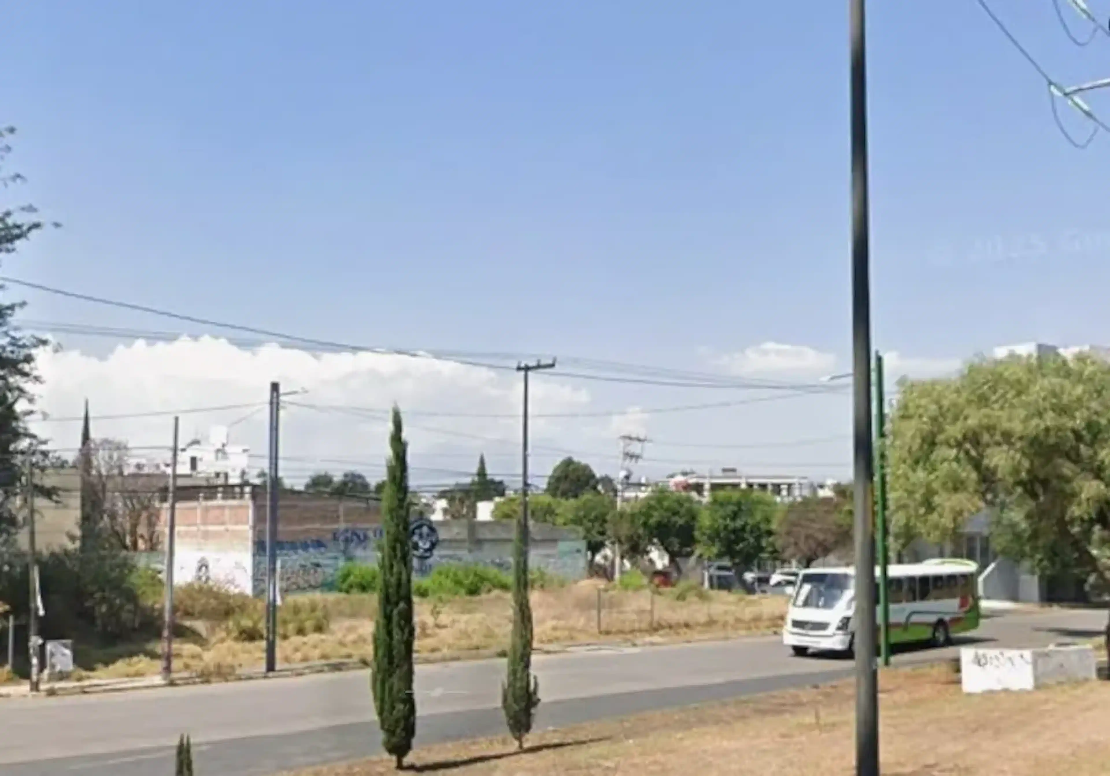 Av. Baja Velocidad 83