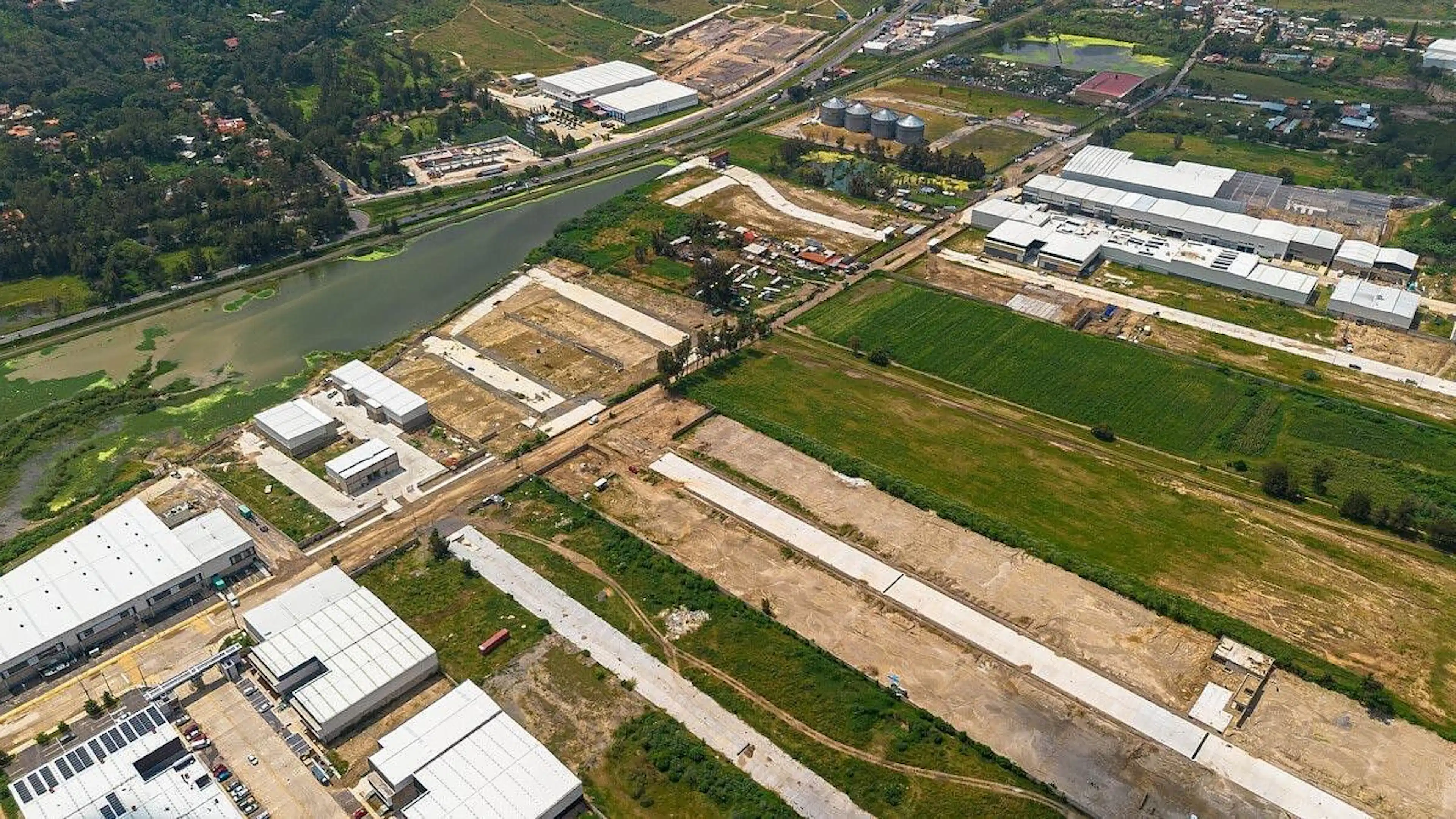 Lotes Industriales En Venta  Aldea Park , Zapopan