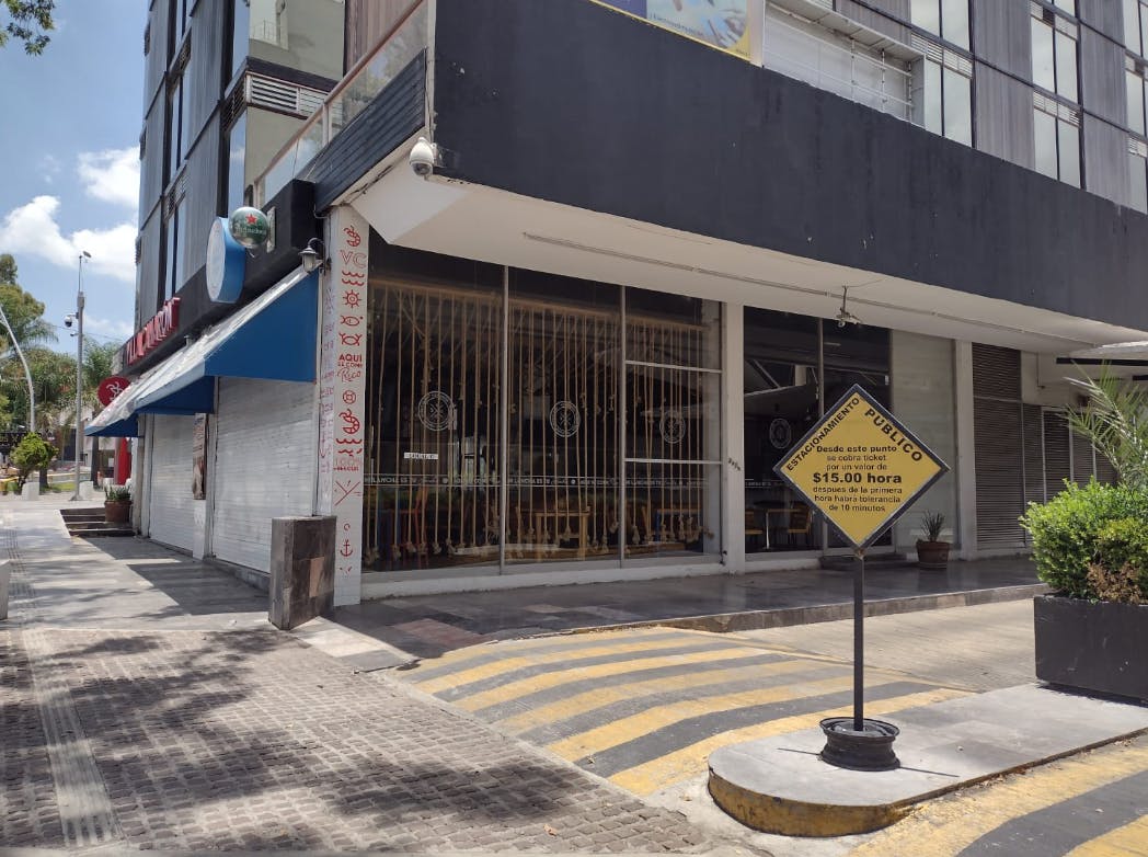 Local Comercial Spot2