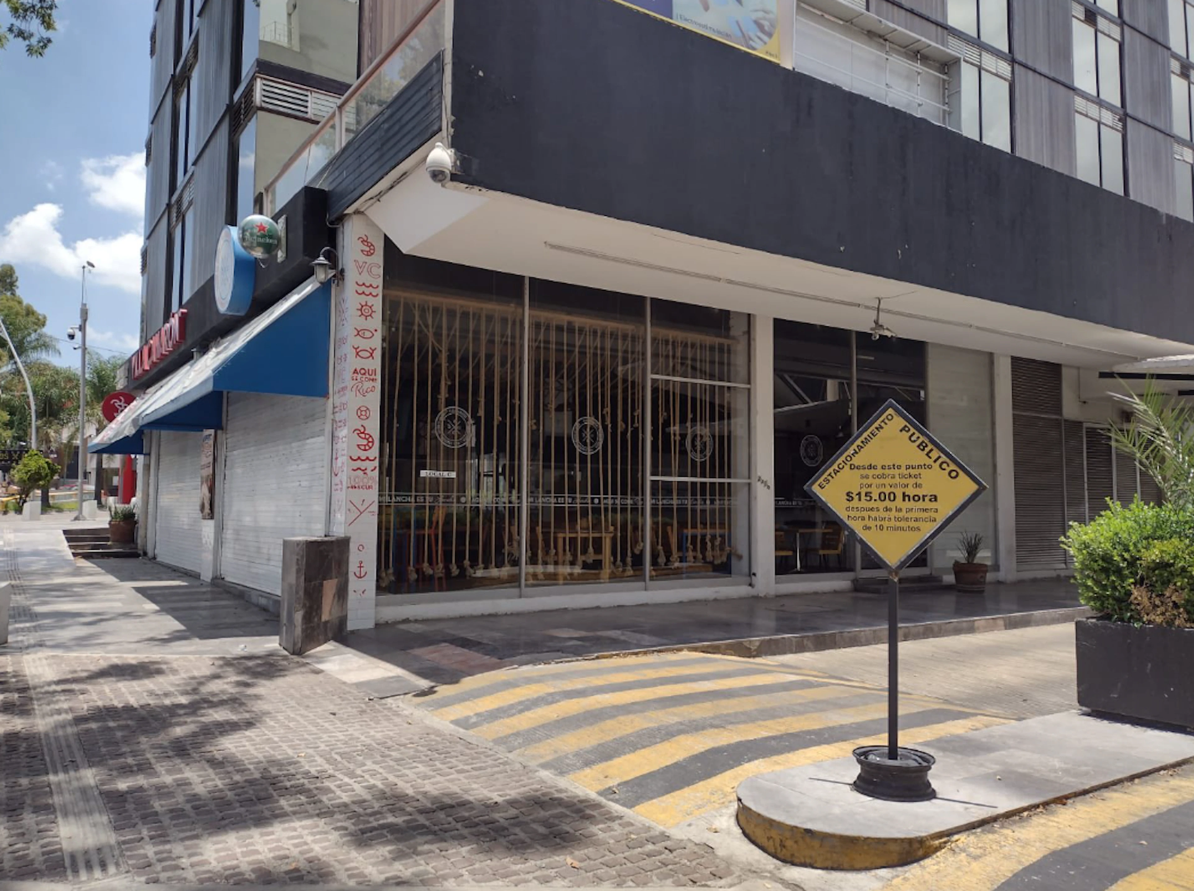 Local Comercial Spot2