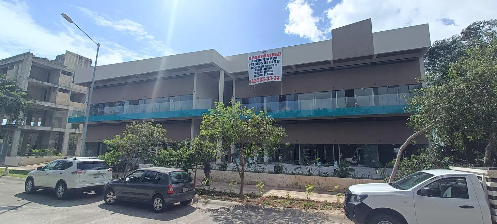 Local Comercial Spot2