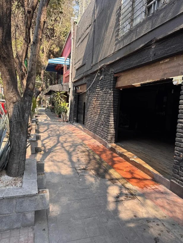 Local Comercial Spot2