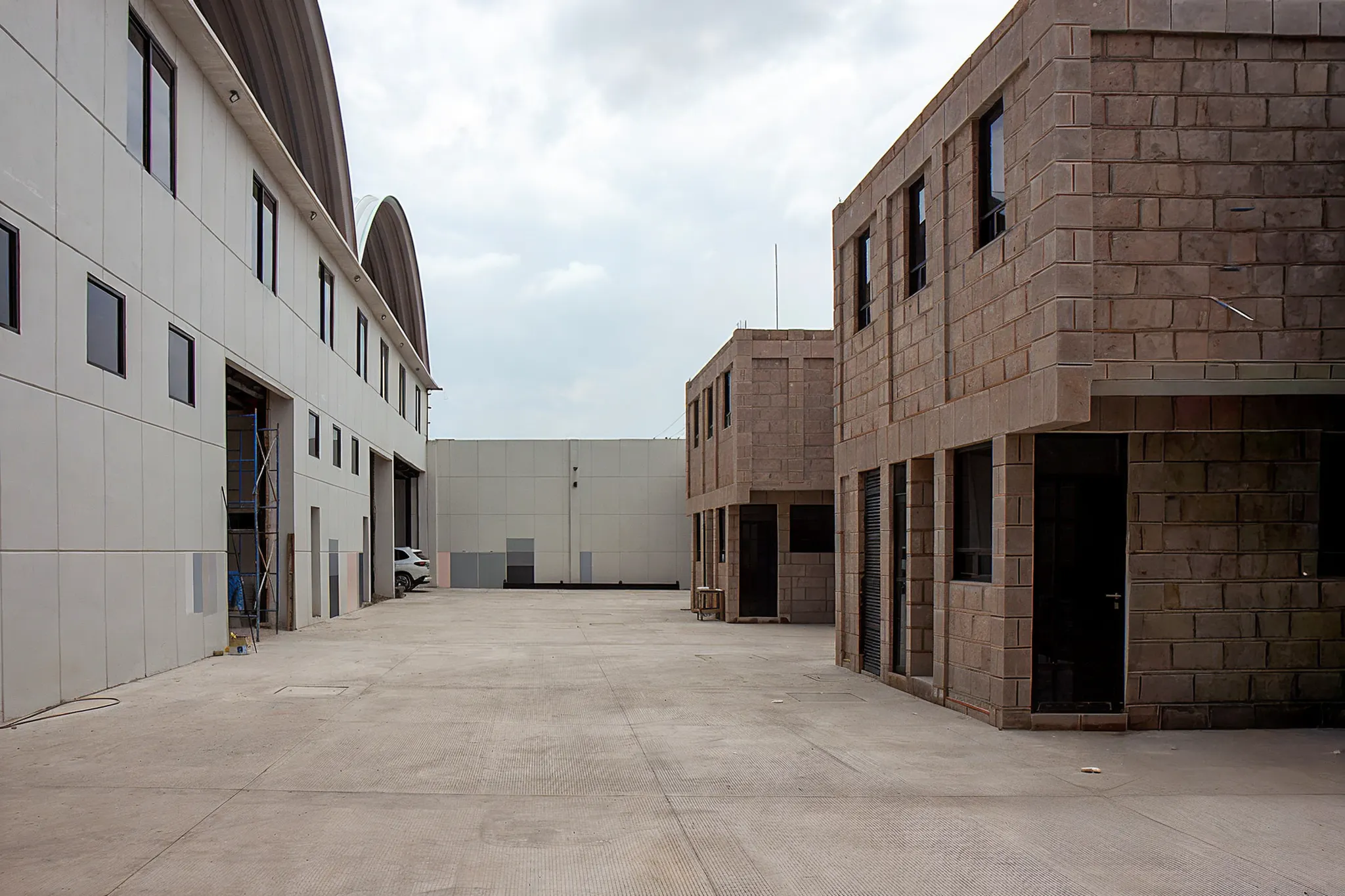 Industrial Spot2