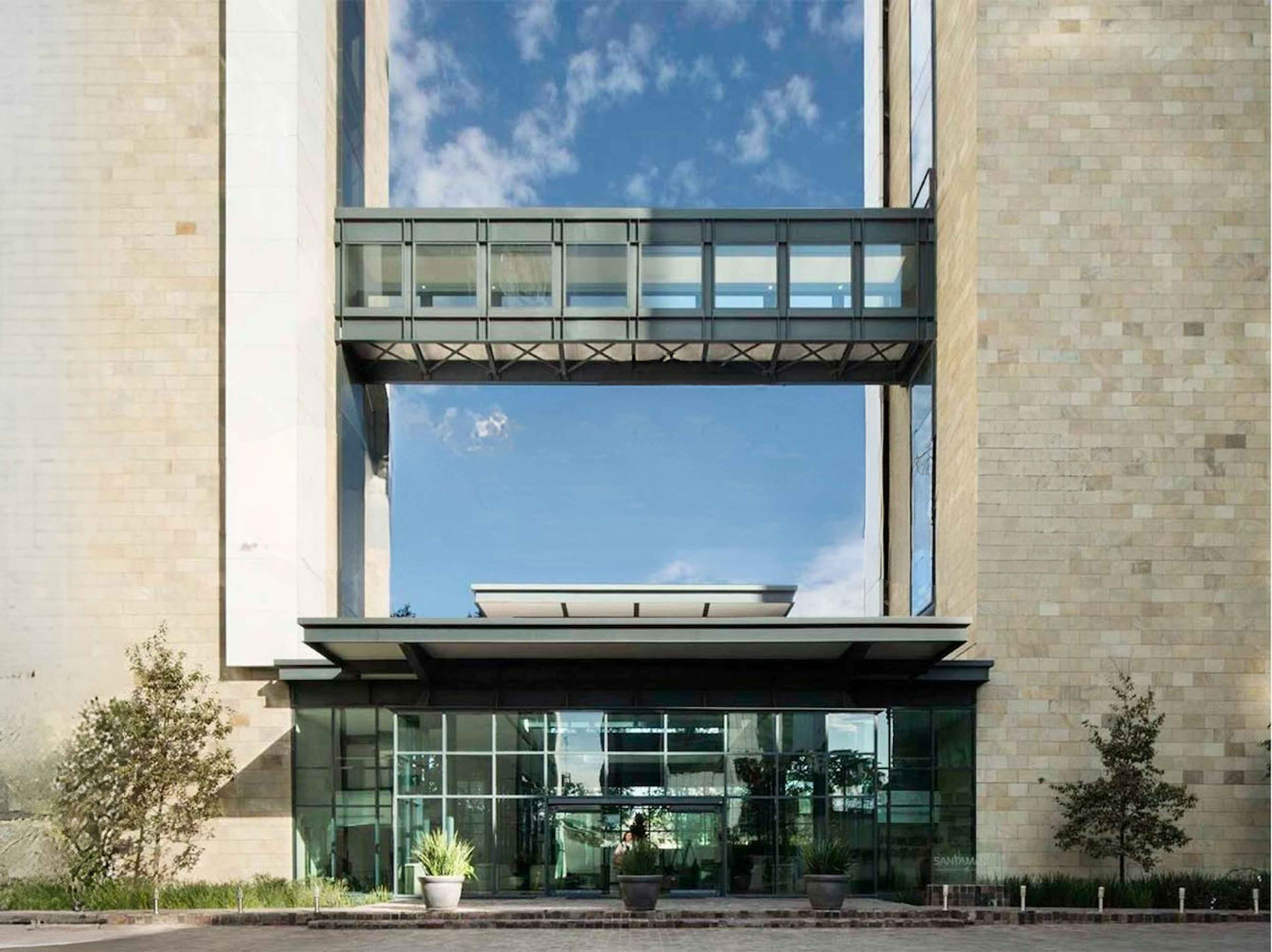 Boulevard Díaz Ordaz 127