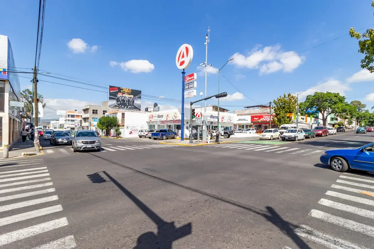 Local Comercial Spot2