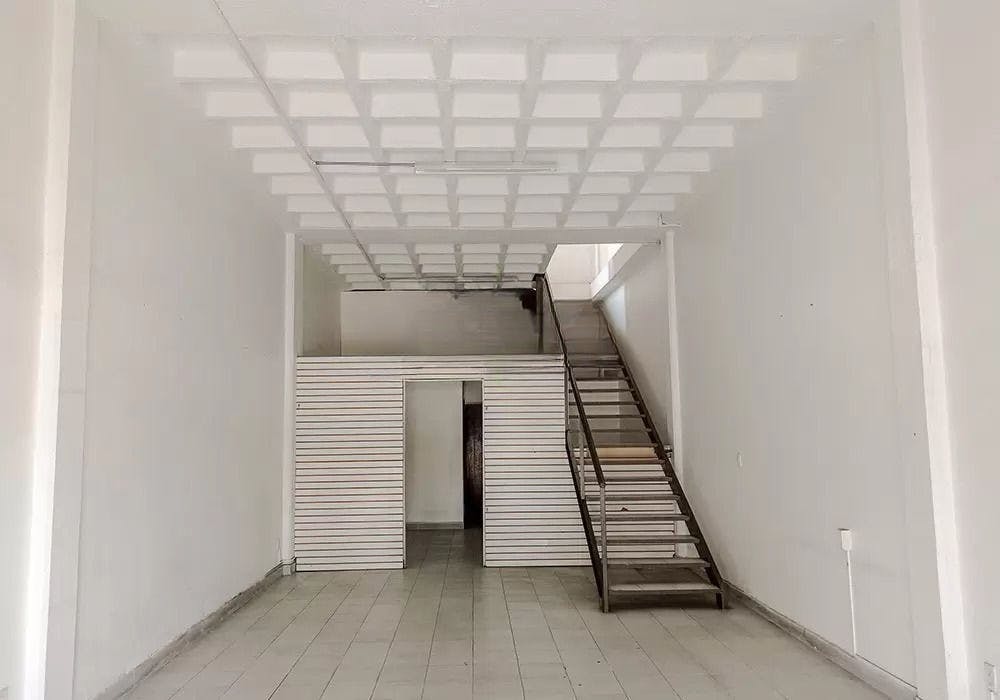 Local Comercial Spot2