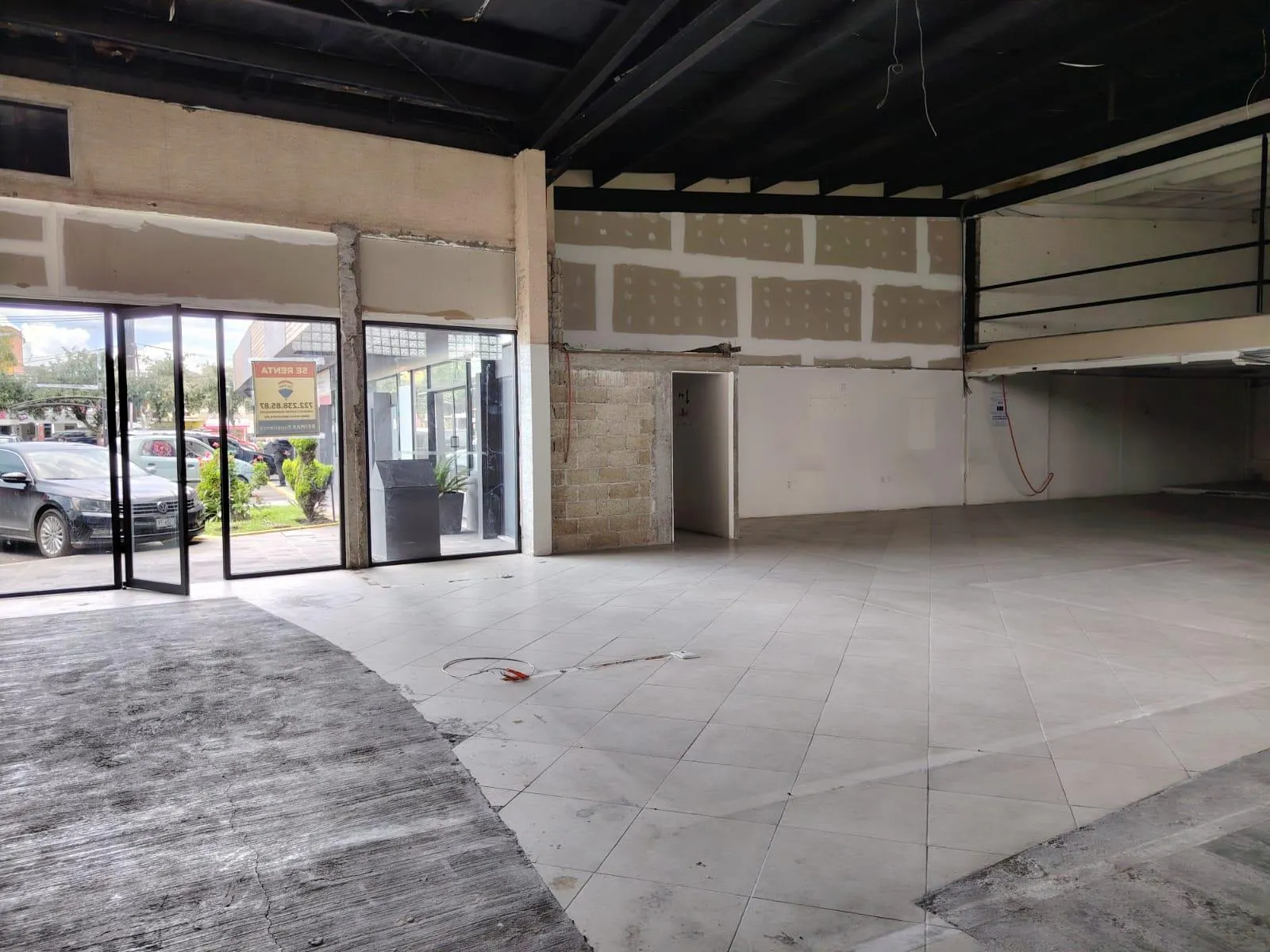 Local Comercial Spot2