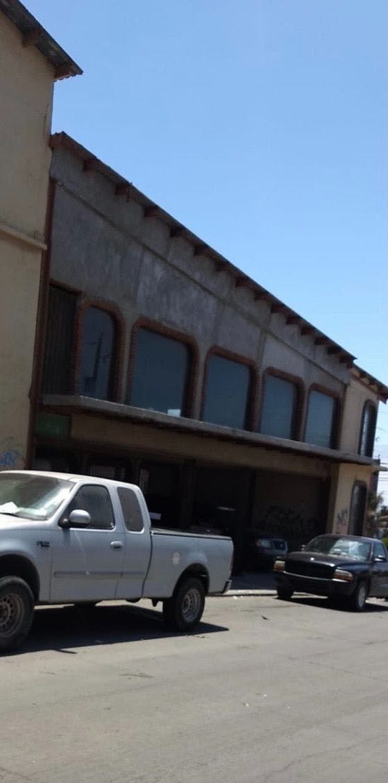 Local Comercial Spot2