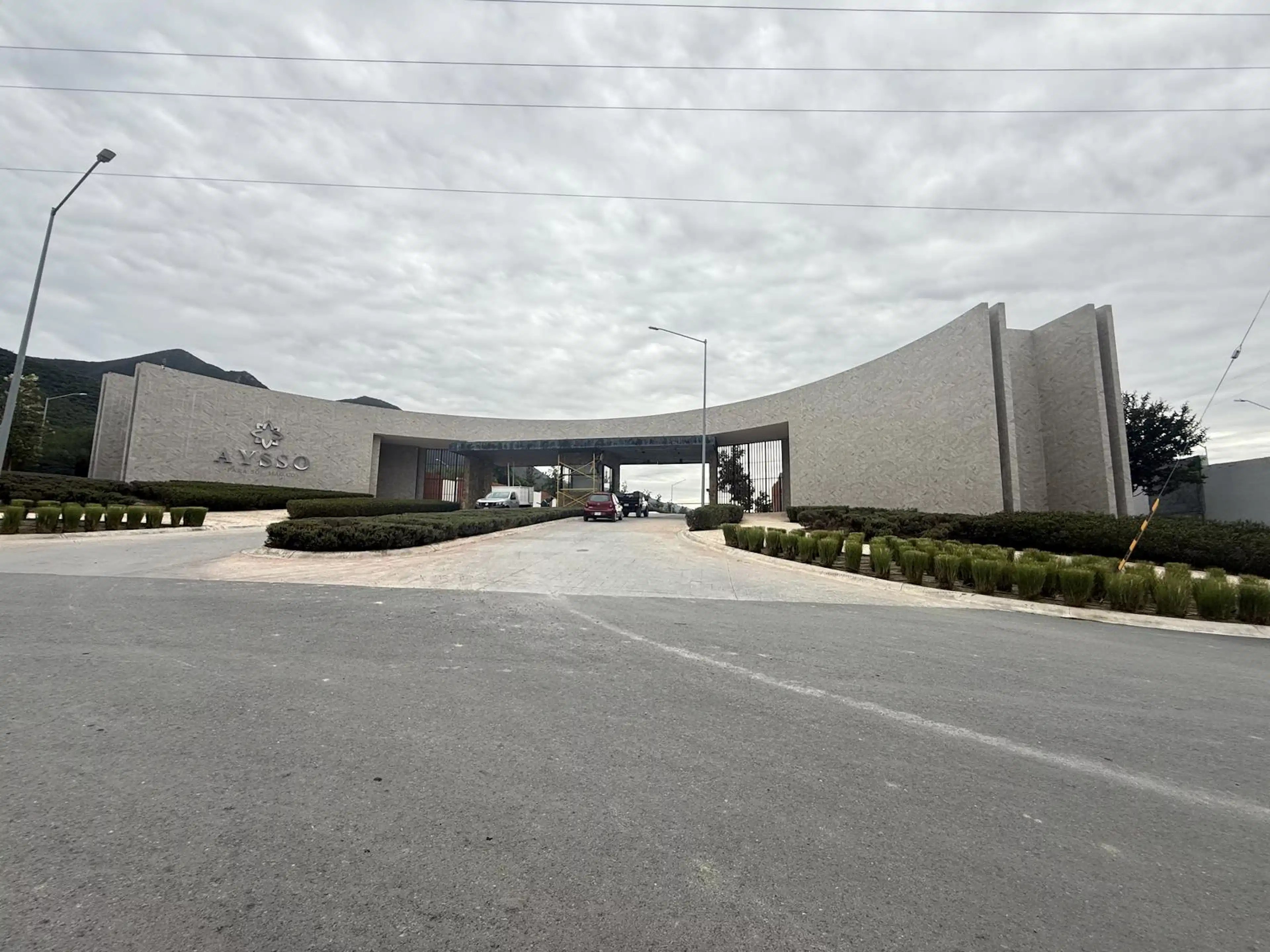 Terreno en venta carr nacional priv AYSSO Zona Yerbaniz santiago Monterrey