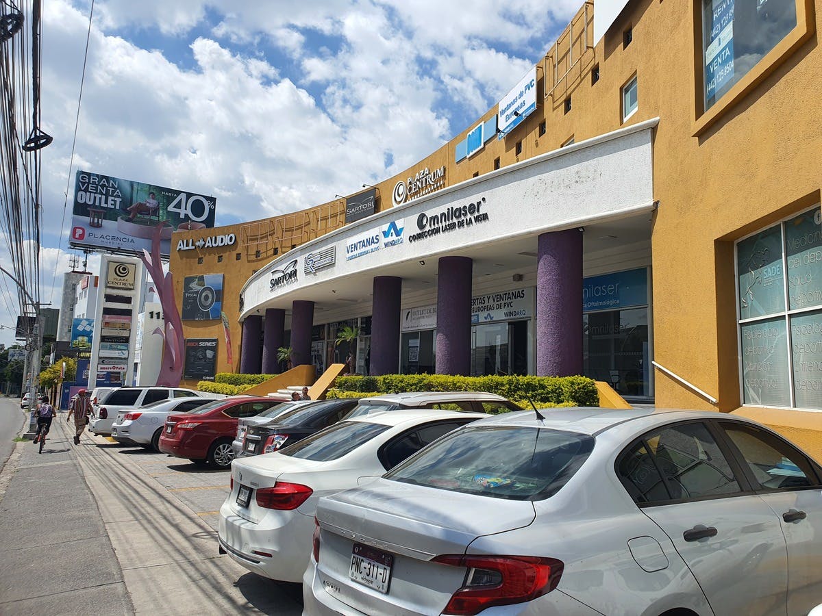 Local Comercial Spot2