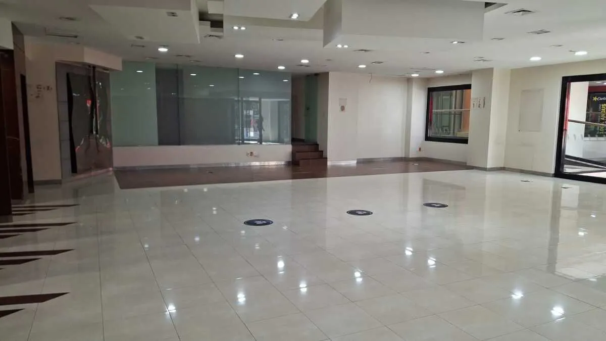 Local Comercial Spot2