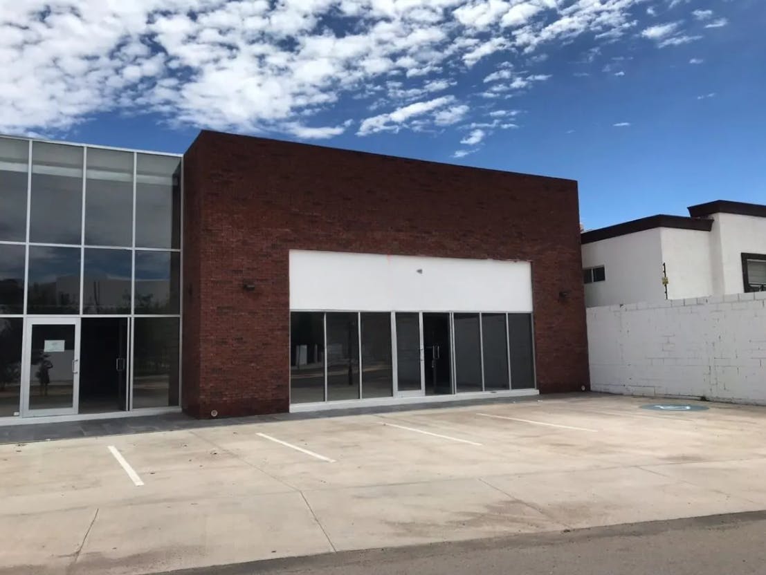 Local Comercial Spot2