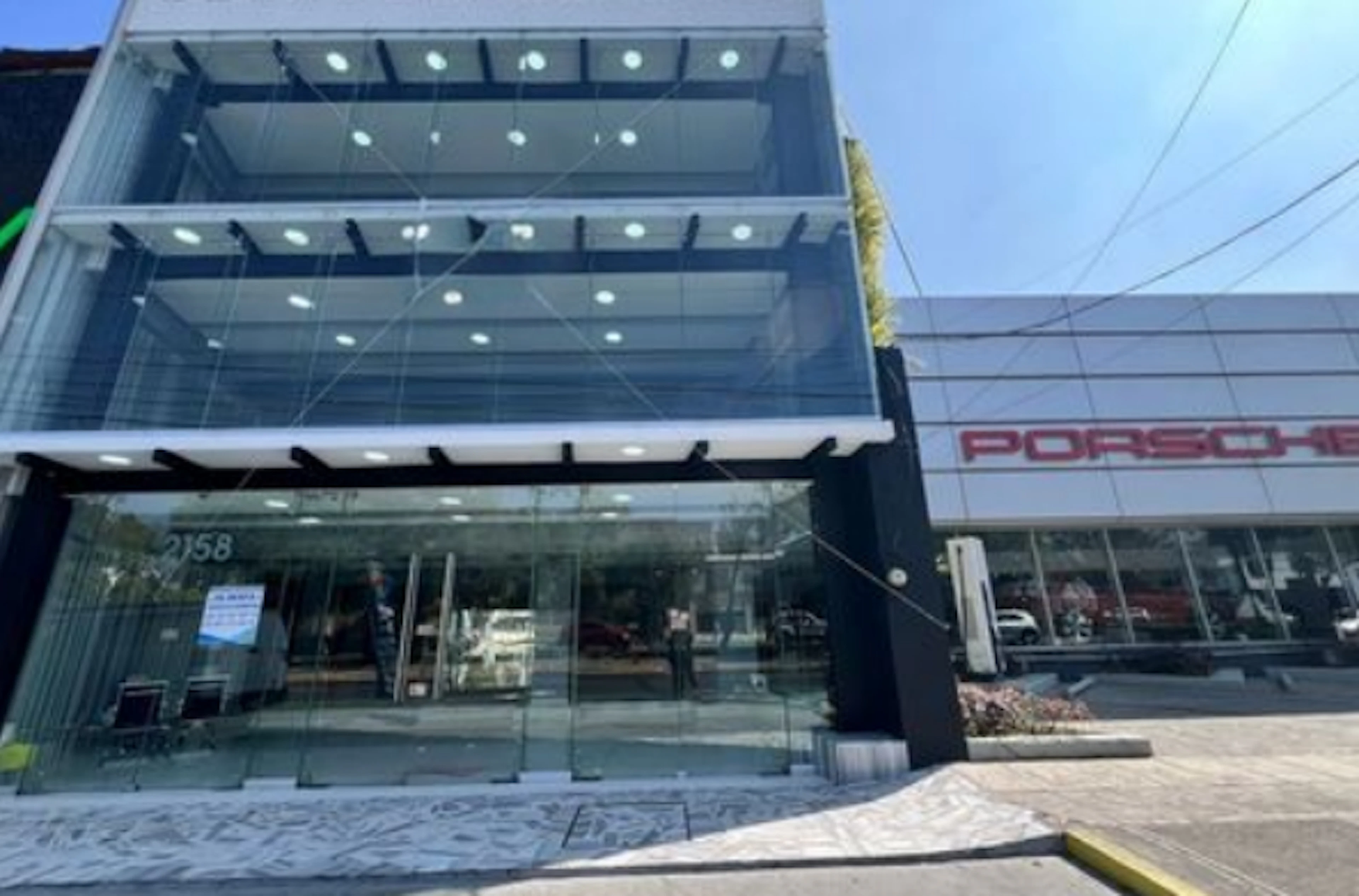 Local Comercial Spot2