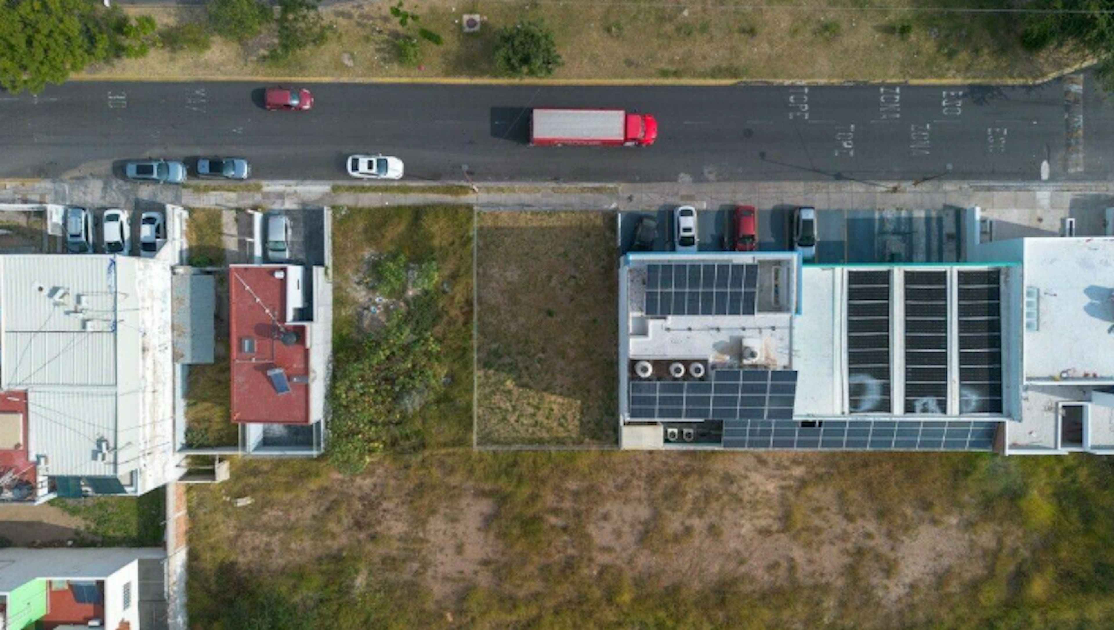 Terreno En Renta, Valdepeñas, Calz. De Las Flores, Zapopan, Jalisco