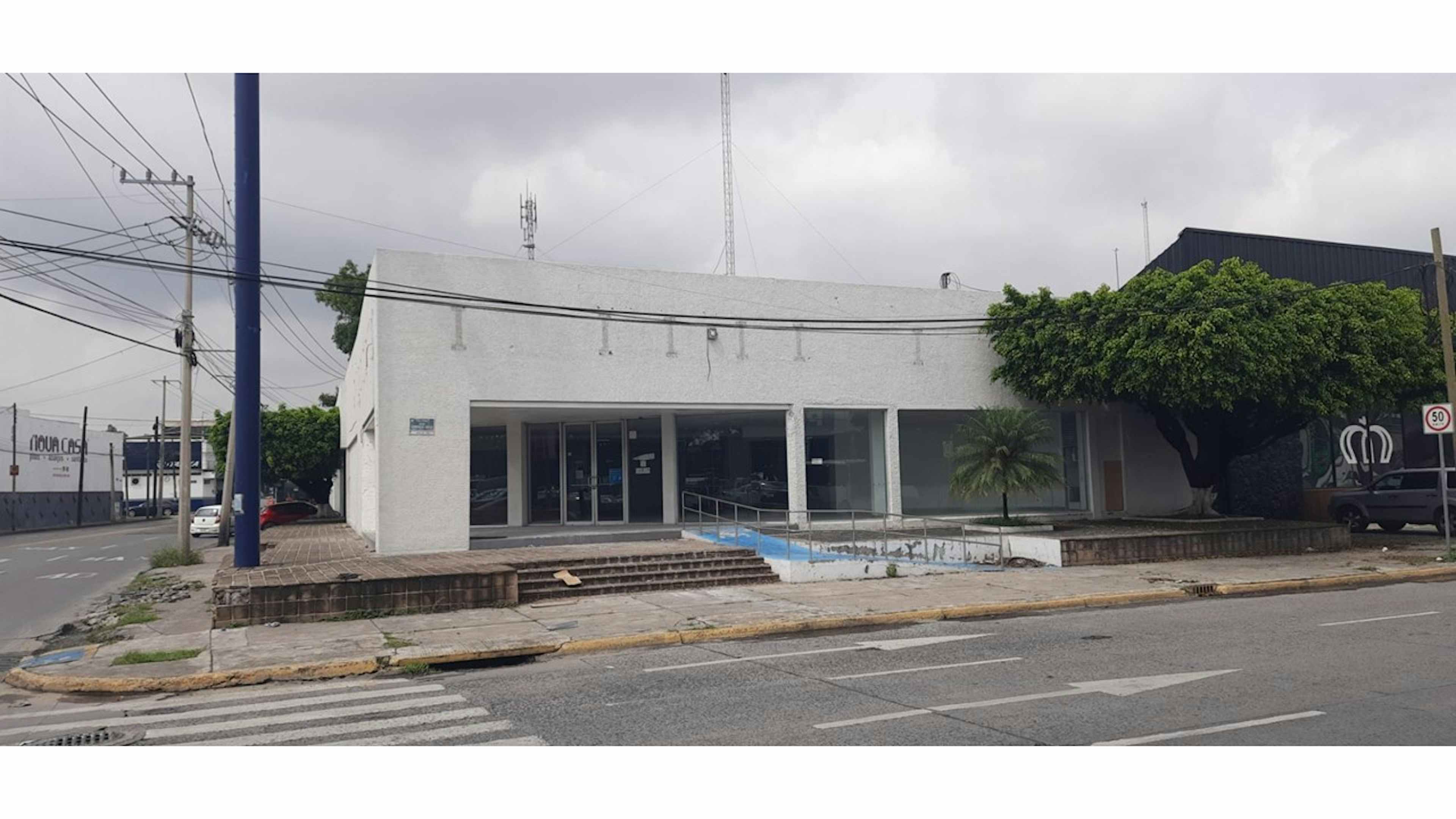 Calzada Jesús González Gallo