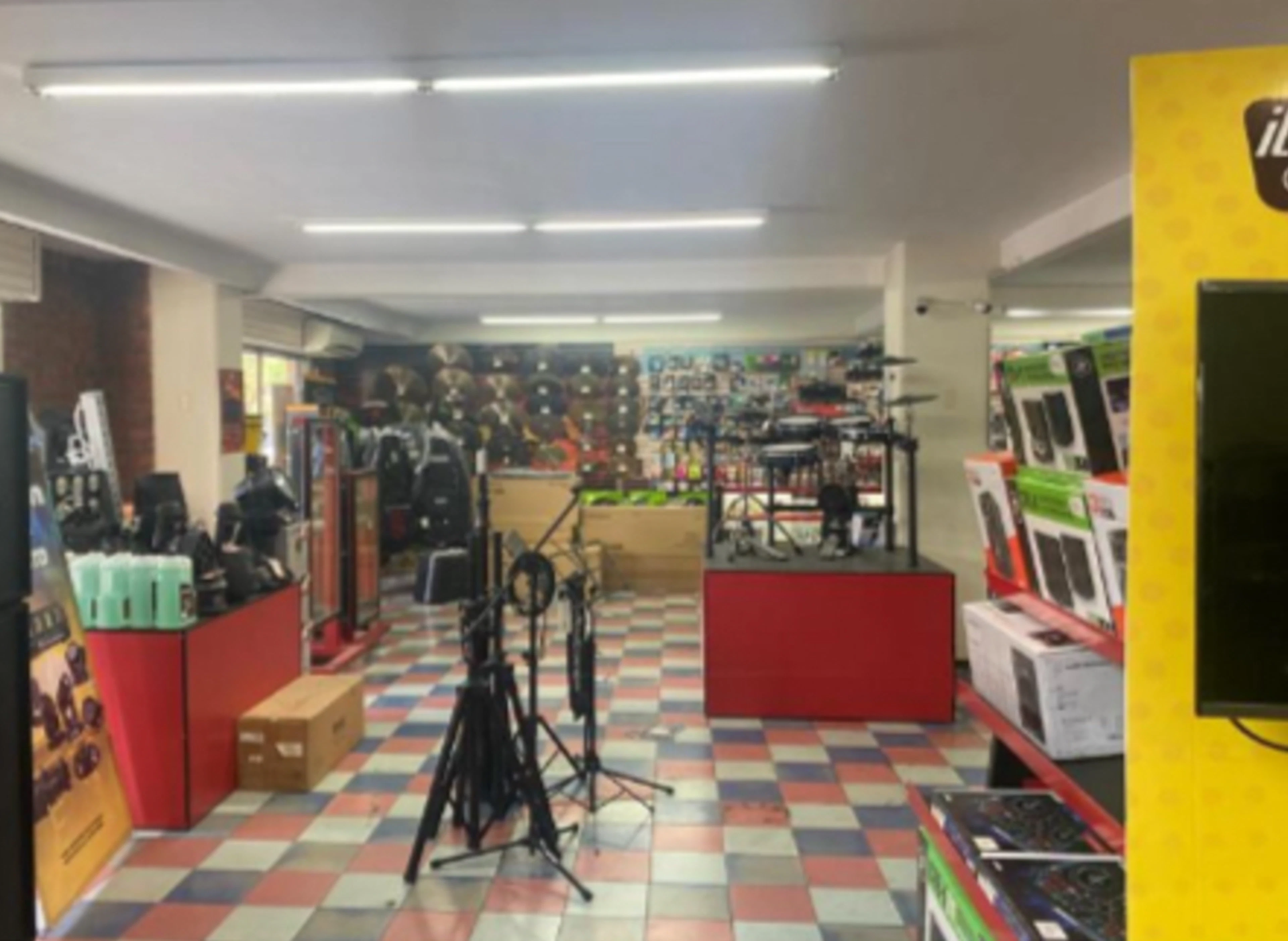 Local Comercial Spot2