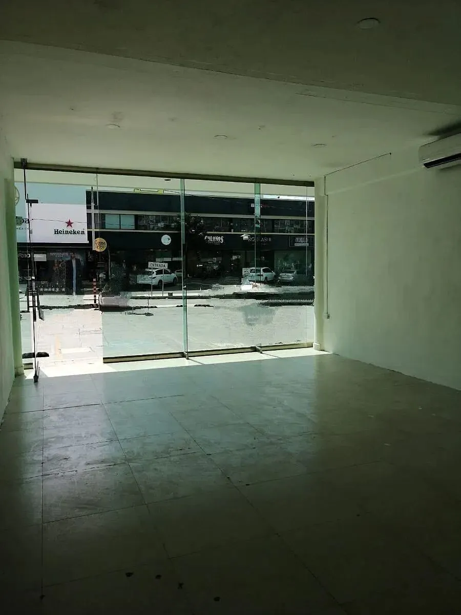 Local Comercial Spot2