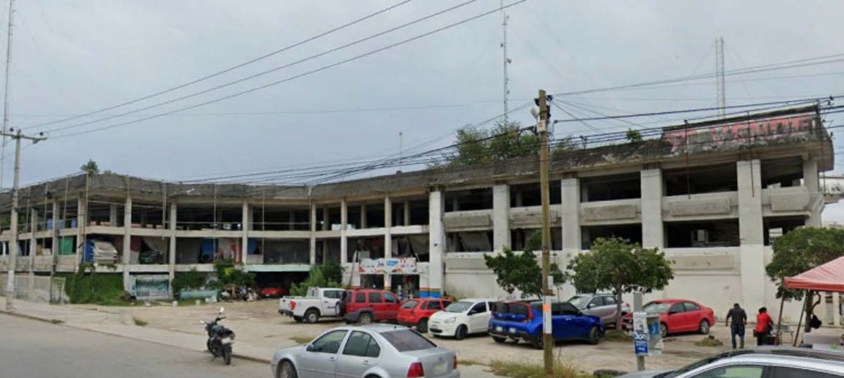 Local Comercial Spot2