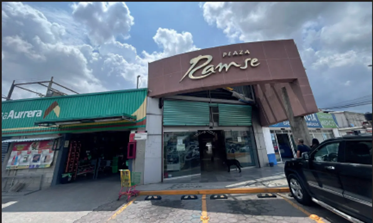 Local Comercial Spot2