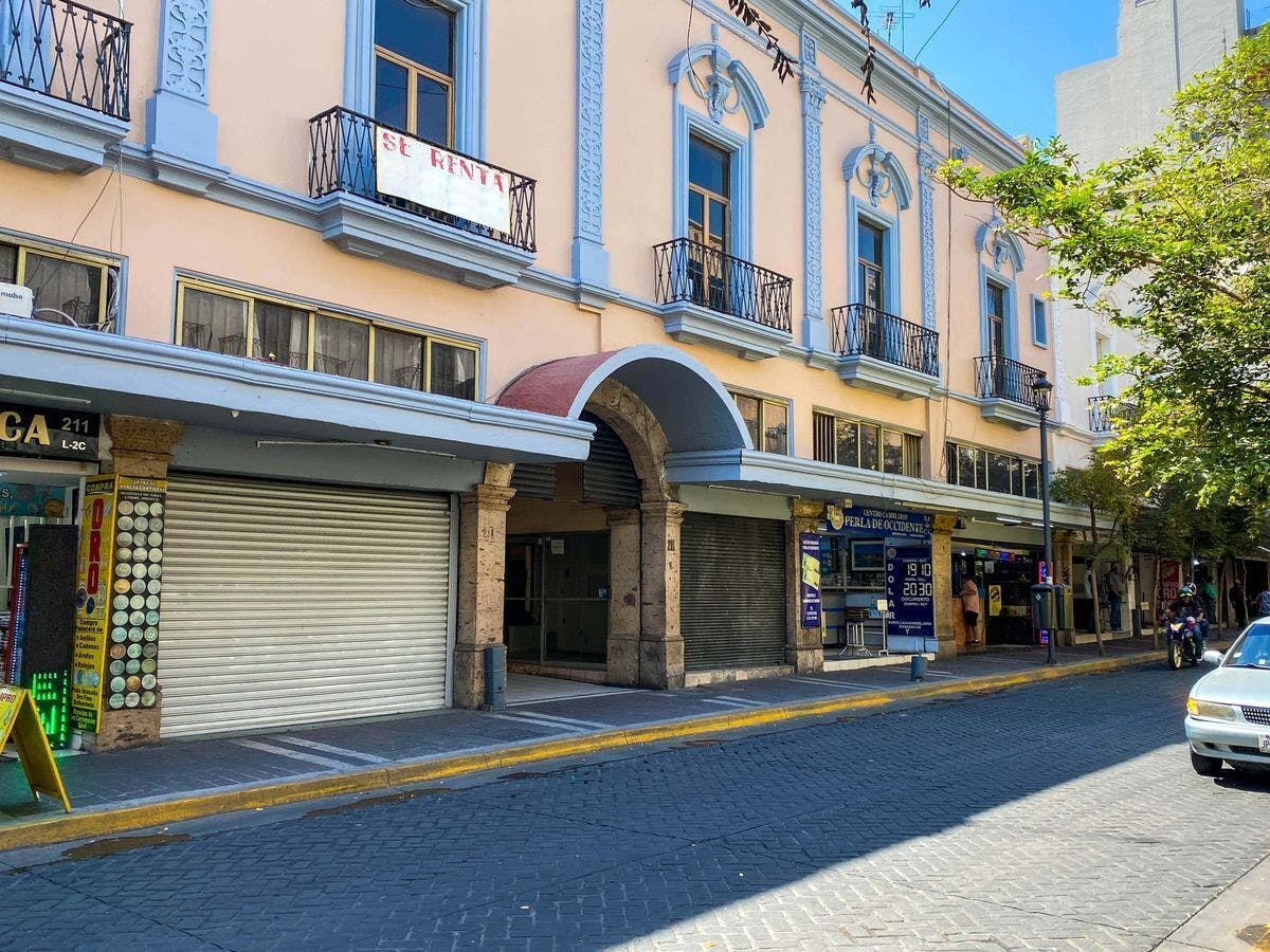 Local Comercial Spot2