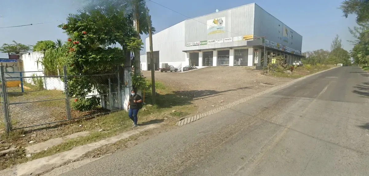 Local Comercial Spot2