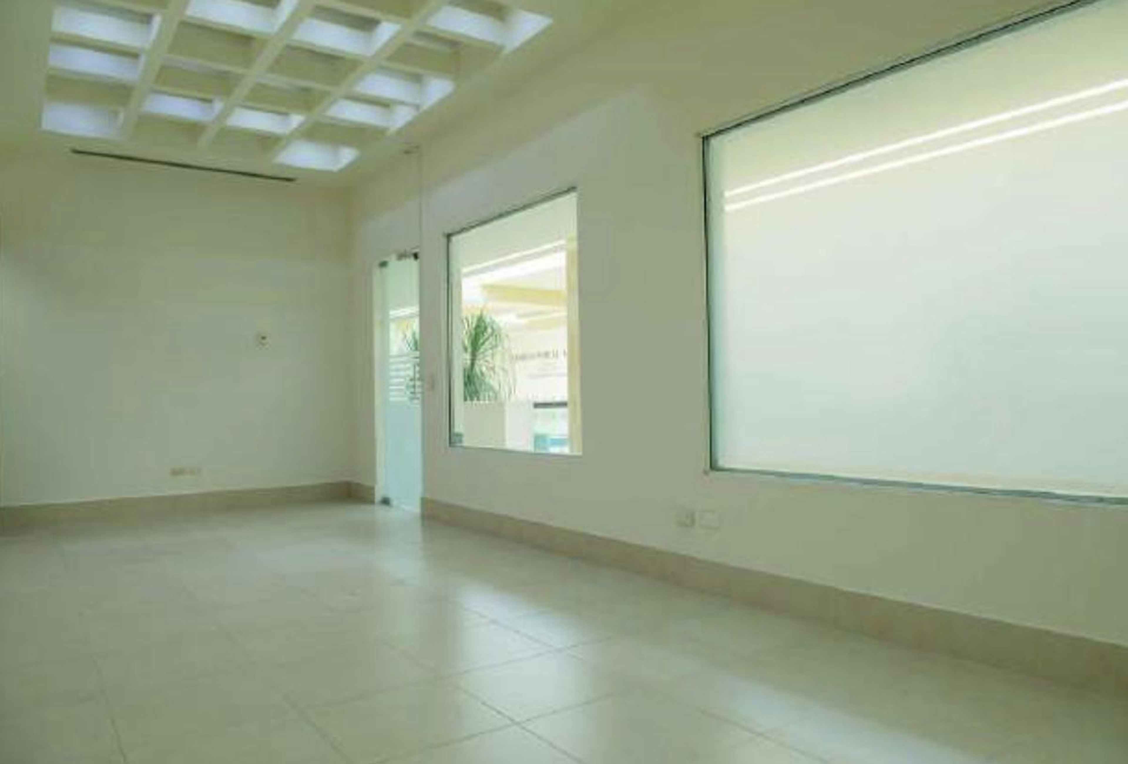 Edificio Molier Del Valle 7716