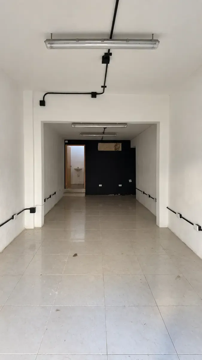 Local Comercial Spot2