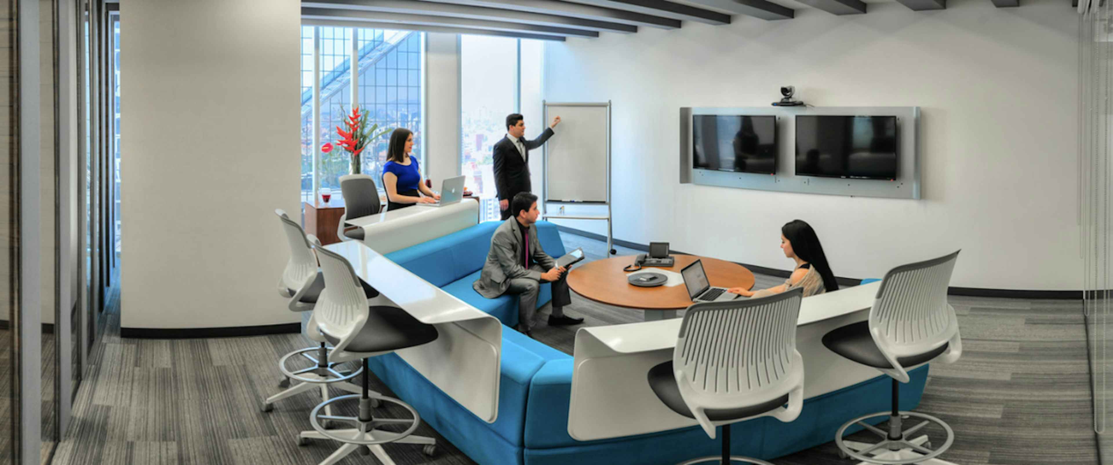 Av. Paseo De La Reforma 243