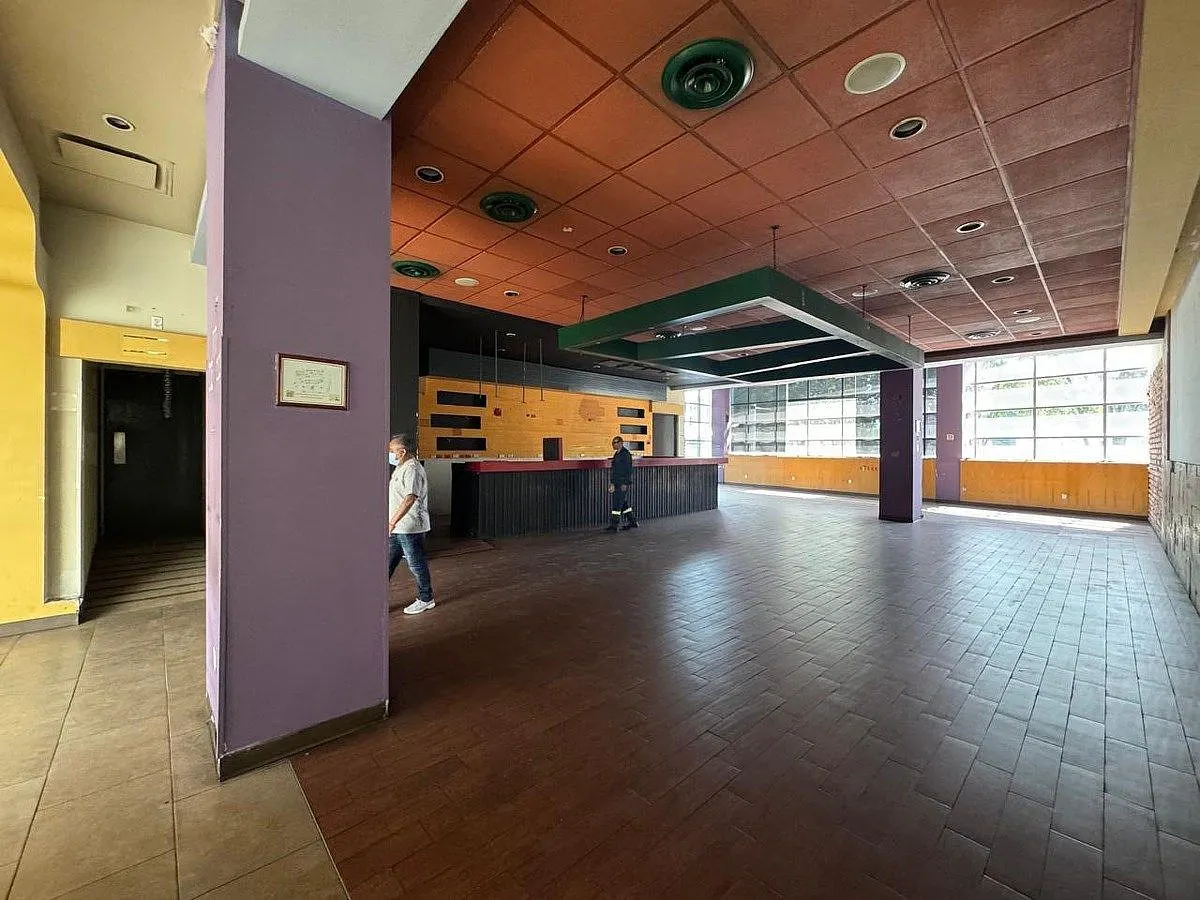 Local Comercial Spot2