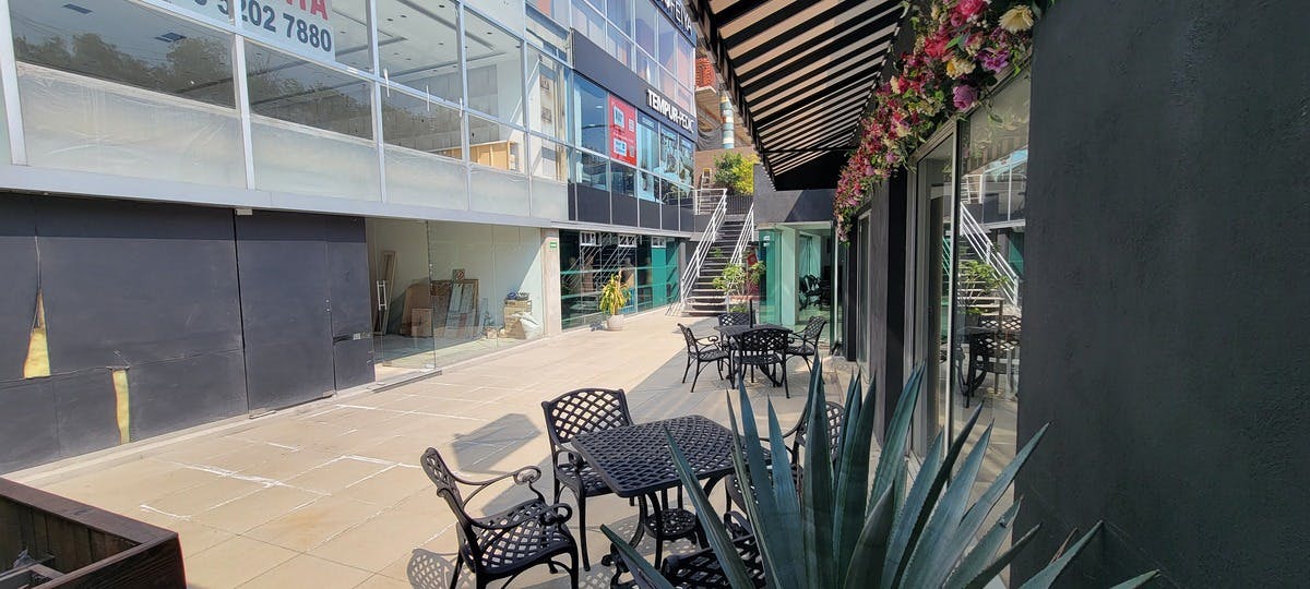 Local Comercial Spot2