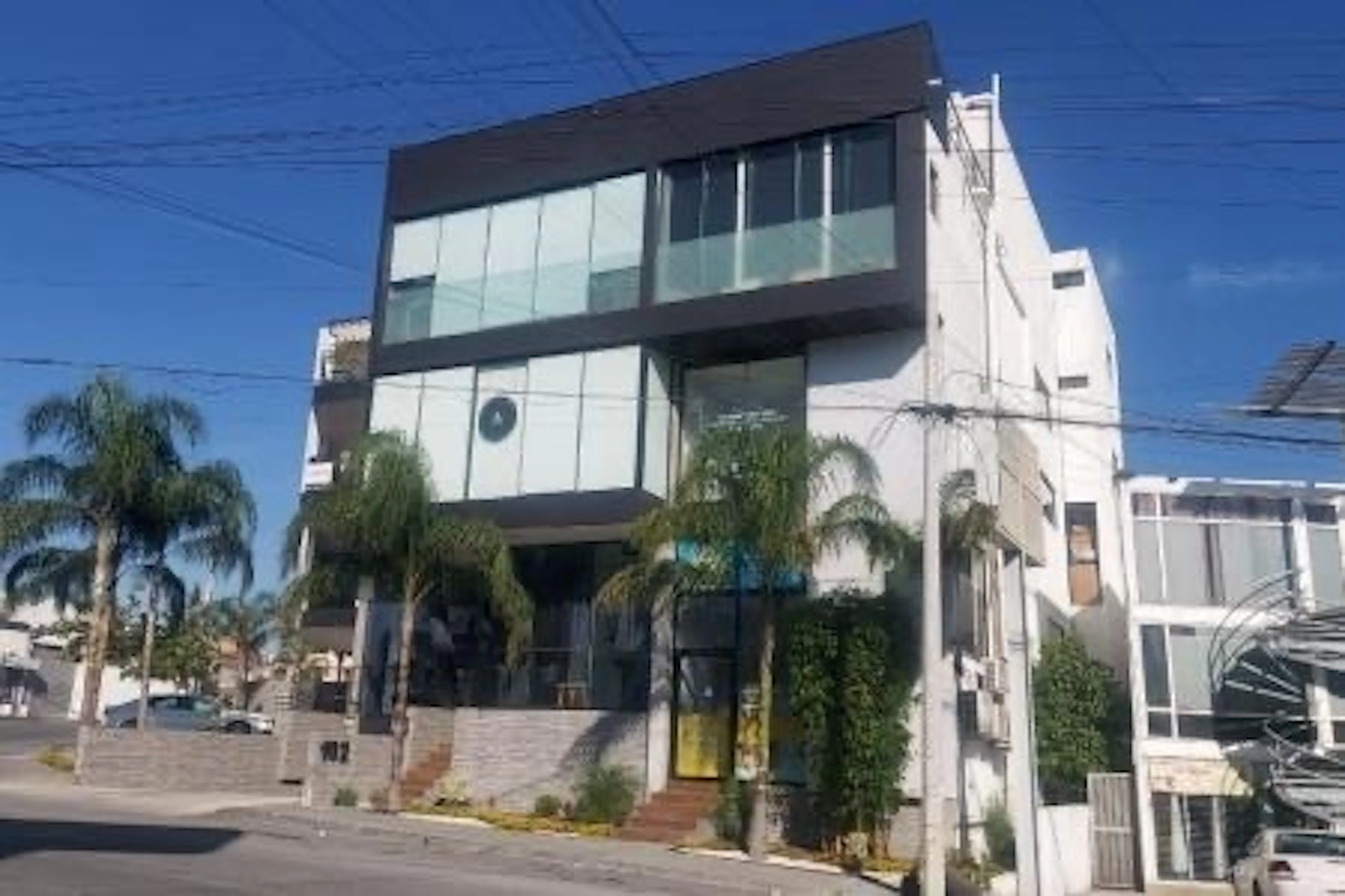 Local Comercial Spot2