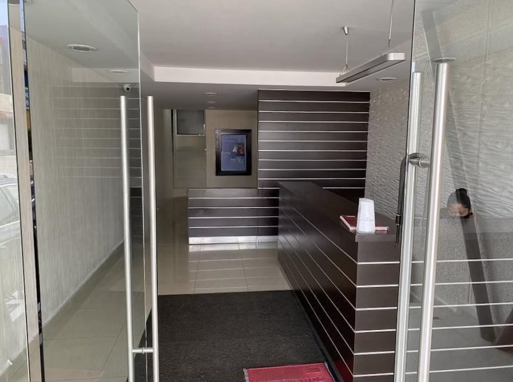 Local Comercial Spot2